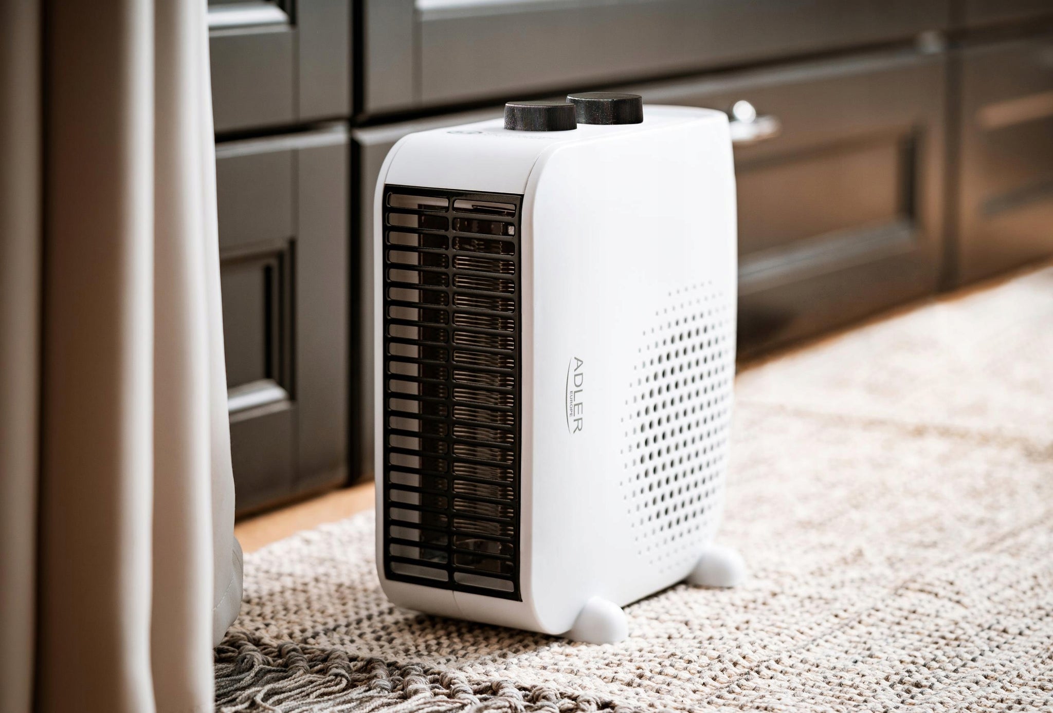 2x Termoventiliatorius elektrinis šildytuvas 2000W pastatomas ant grindų + MINI