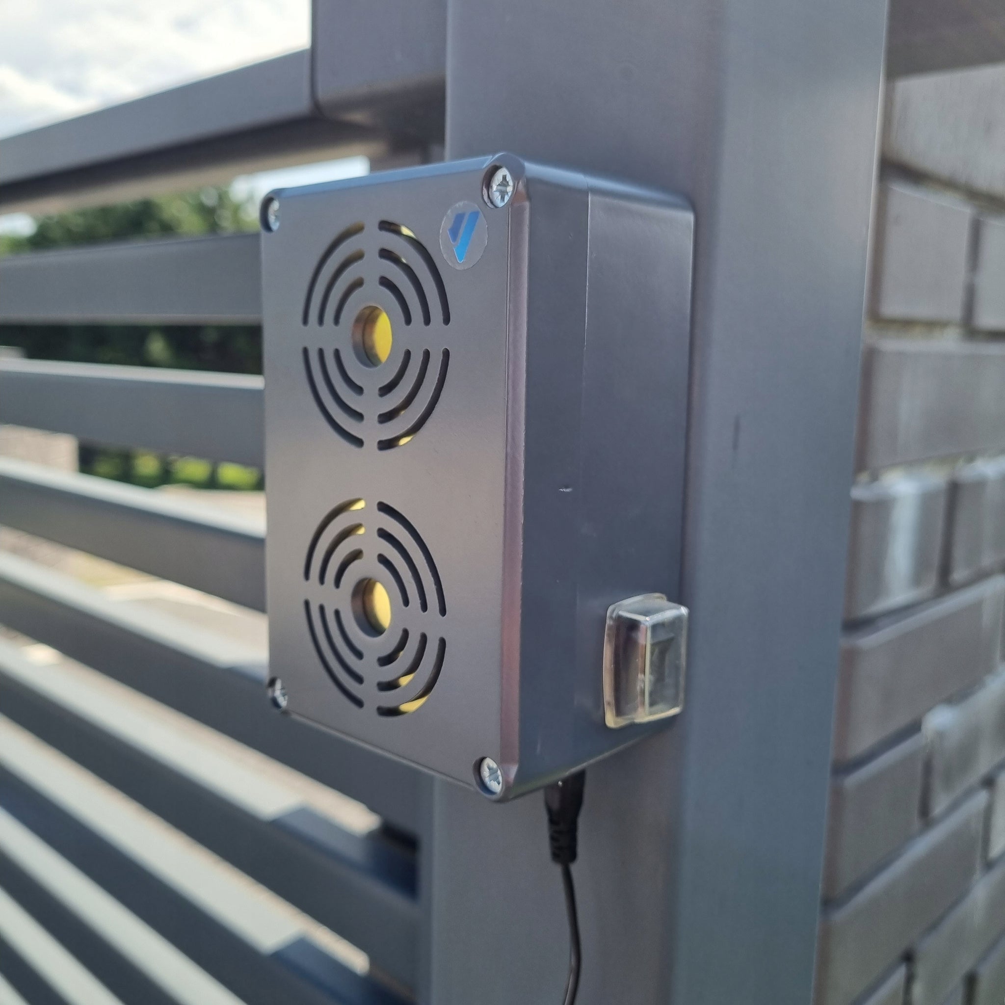 KIŠENŲ, PEĻU, ŽIURKIŲ ATSPARUS VANDENIUI PRIETAISAS 230V