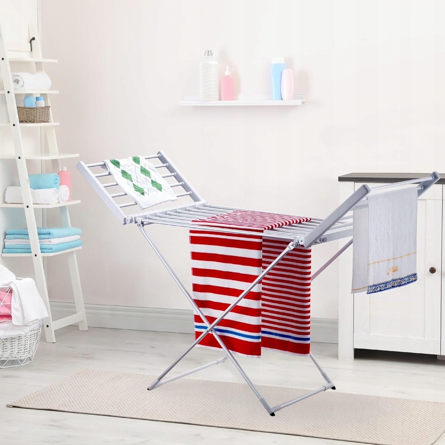 AD 7821 Sulankstomas elektrinis drabužių džiovintuvas