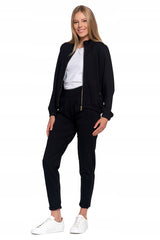 MOTERIŠKAS BOMBER STILIAUS DŽEMPERIS, ATSEGAMAS, VIENOS SPALVOS, SU STOVĖJIMU APKAKLE, BE KAPUČIO, MORAJ L