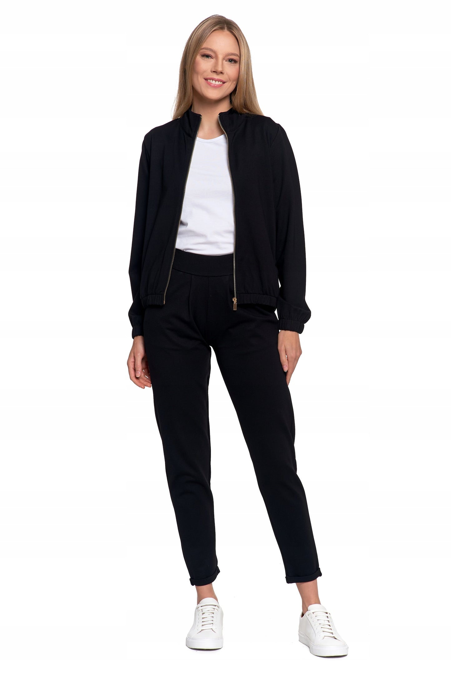 MOTERIŠKAS BOMBER STILIAUS DŽEMPERIS, ATSEGAMAS, VIENOS SPALVOS, SU STOVĖJIMU APKAKLE, BE KAPUČIO, MORAJ L