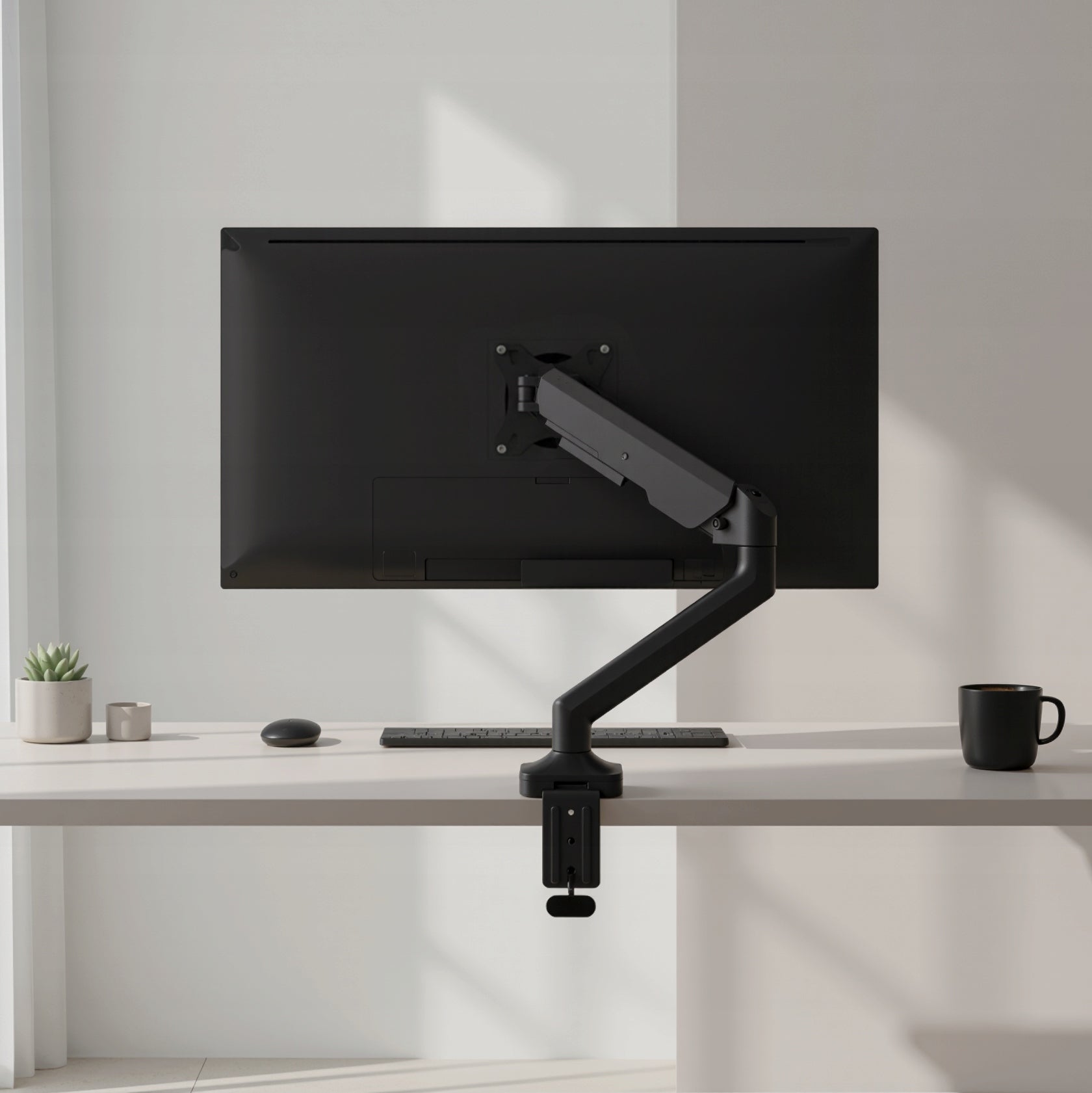 BOSTE STALO RANKOS LAIKIKLIS MONITORIUI STALINĖMS 17-40'' VESA USB PRIEVADAI DU TVIRTINIMAI