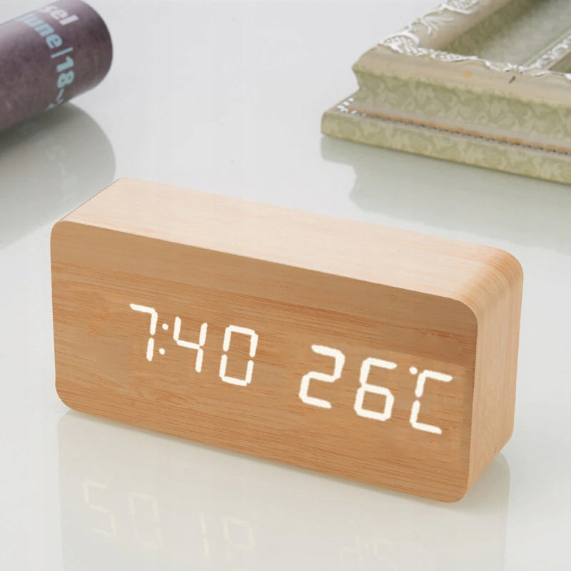 Elektroninis žadintuvas su medžio imitacija, laikrodis, termometras, data RETOO