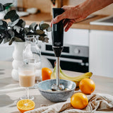 Rankinis daugiafunkcis trintuvas su plieniniais ašmenimis, šluotele ir smulkintuvu