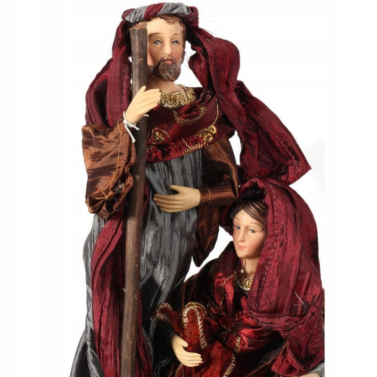 Bordo spalvos Šventosios Šeimos figurėlė iš lininio audinio 25cm Kalėdinė puošmena