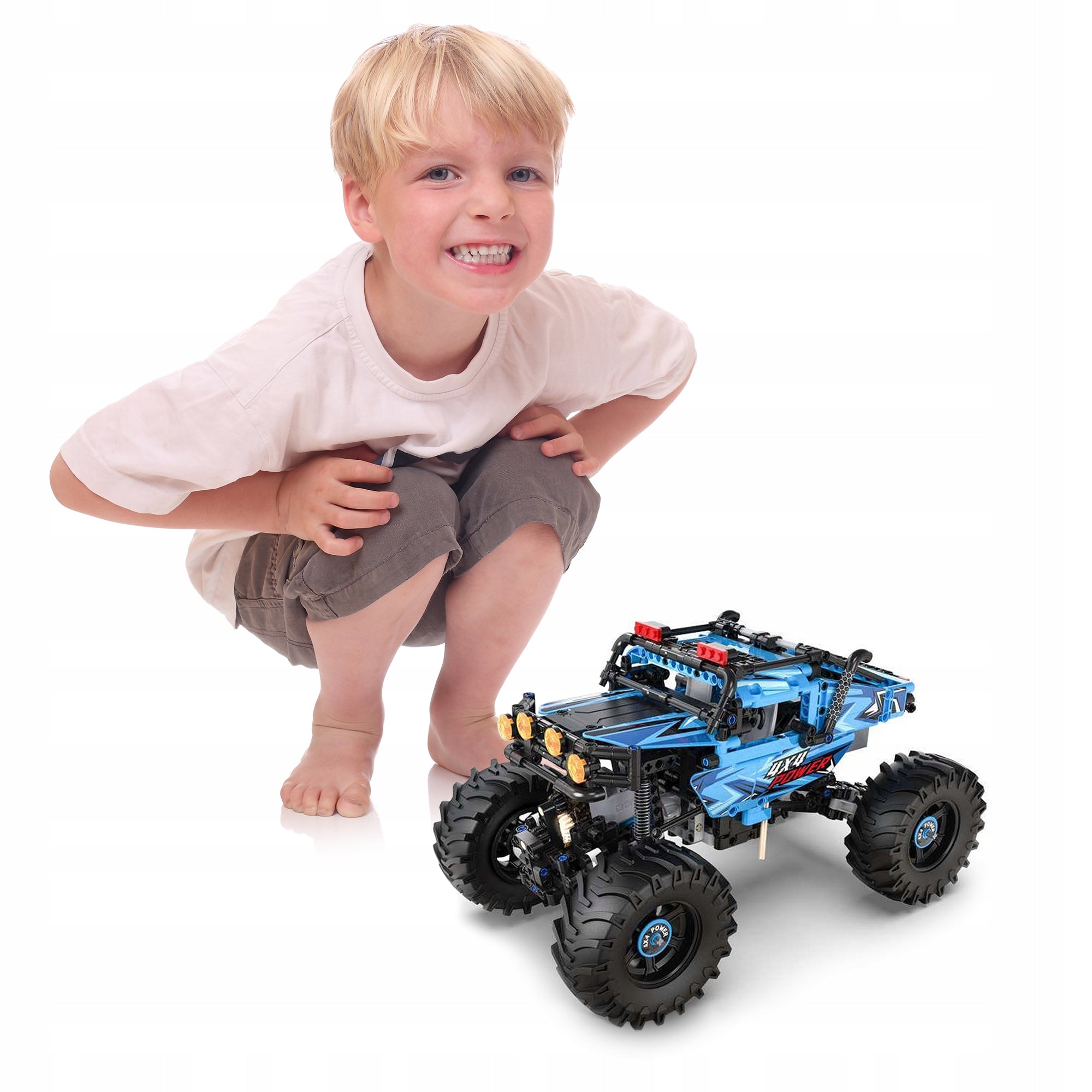 CaDA statybiniai blokeliai, nuotoliniu būdu valdomas amerikietiškas MONSTER TRUCK, 4x4, 699 el., LED