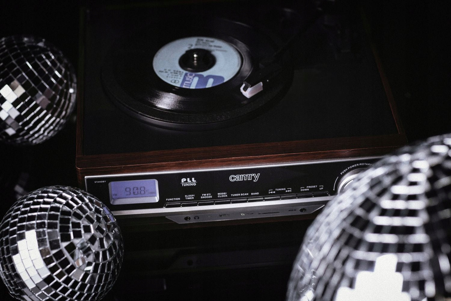 CR 1168 Gramofonas su radiju ir Bluetooth / MP3 / USB / SD / Įrašymu