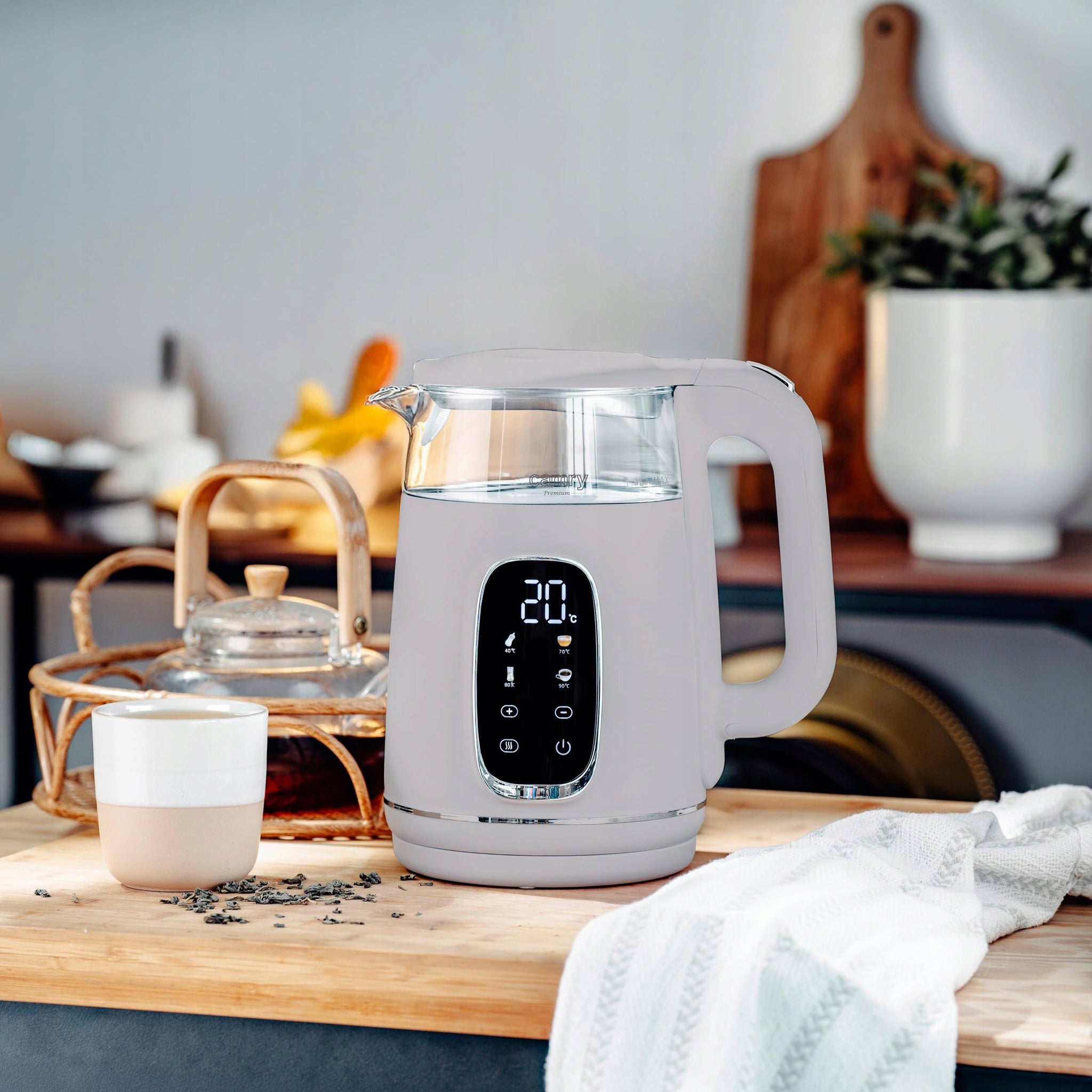 Stiklinis elektrinis virdulys su temperatūros reguliavimu, 1,7 L, 2200 W