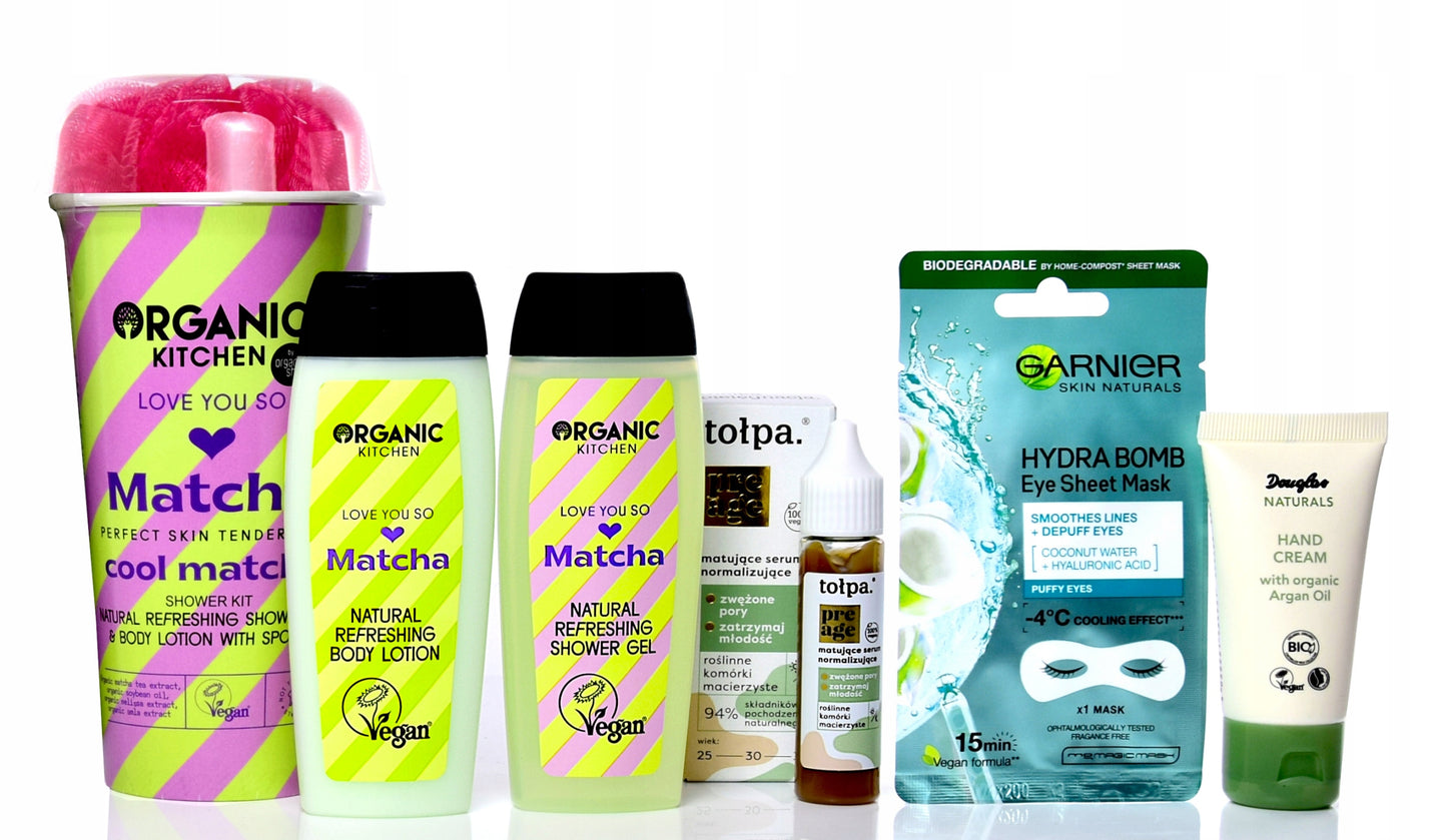 DIDELĖ DOVANŲ KOMPLEKTAS MOTERIMS KALĖDINĖ DOVANA PO KALĖDINE EGLUTE KOSMETIKA