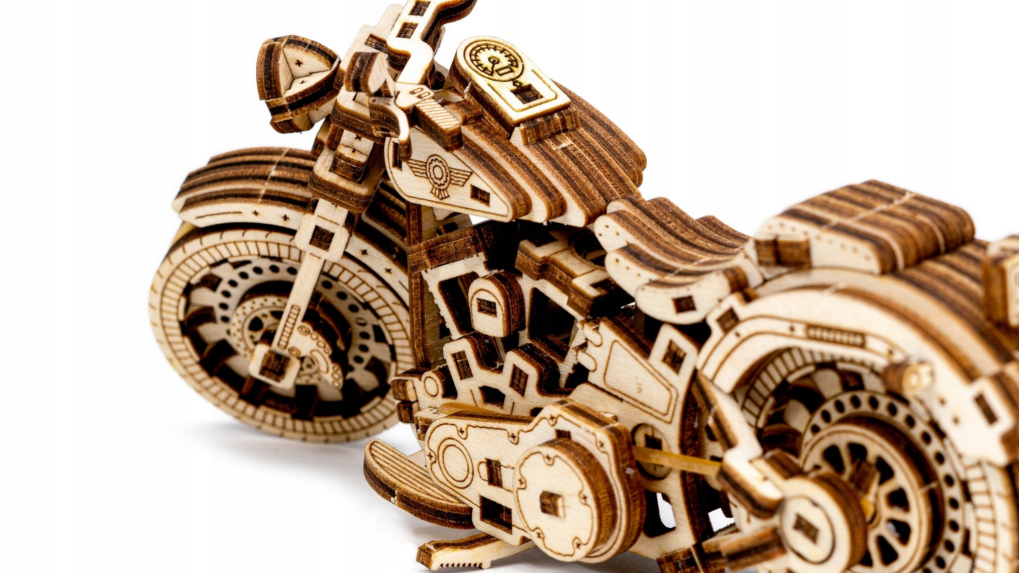 Mediniai 3D Dėlionės Modeliai Kruizeris V-Twin Wooden.City