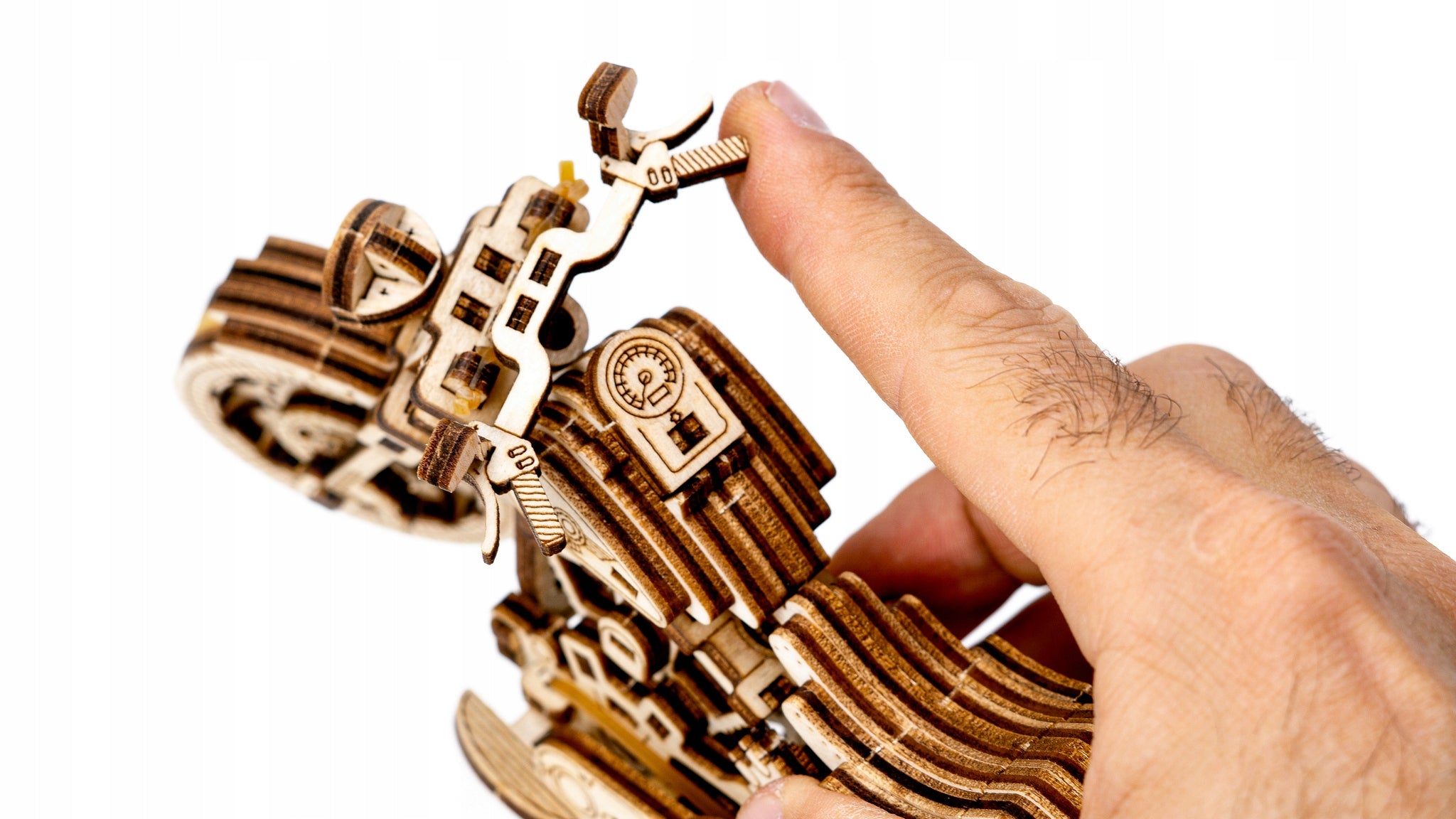 Mediniai 3D Dėlionės Modeliai Kruizeris V-Twin Wooden.City