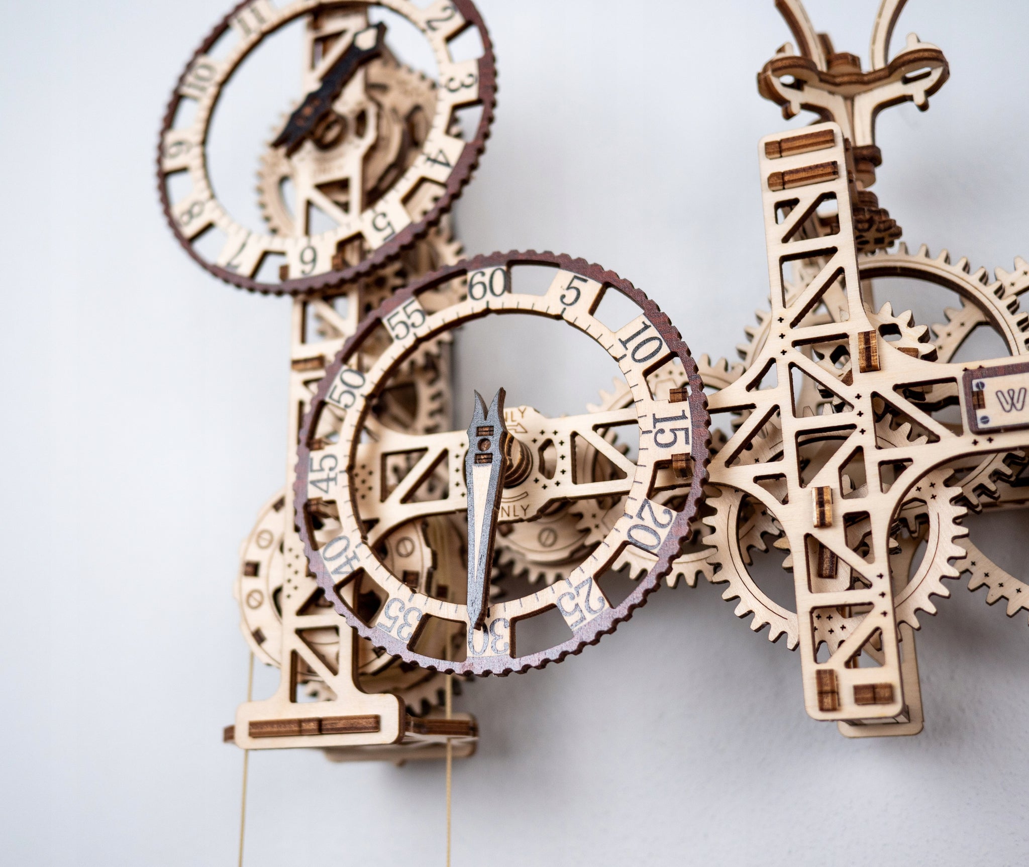 Medinis Steampunk laikrodis Wooden.City 3D dėlionė