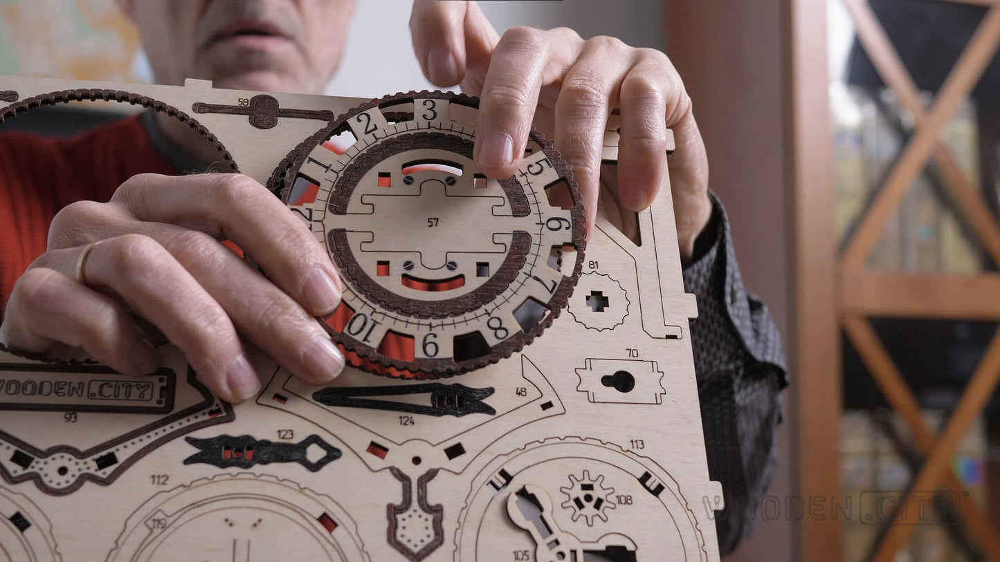 Medinis Steampunk laikrodis Wooden.City 3D dėlionė