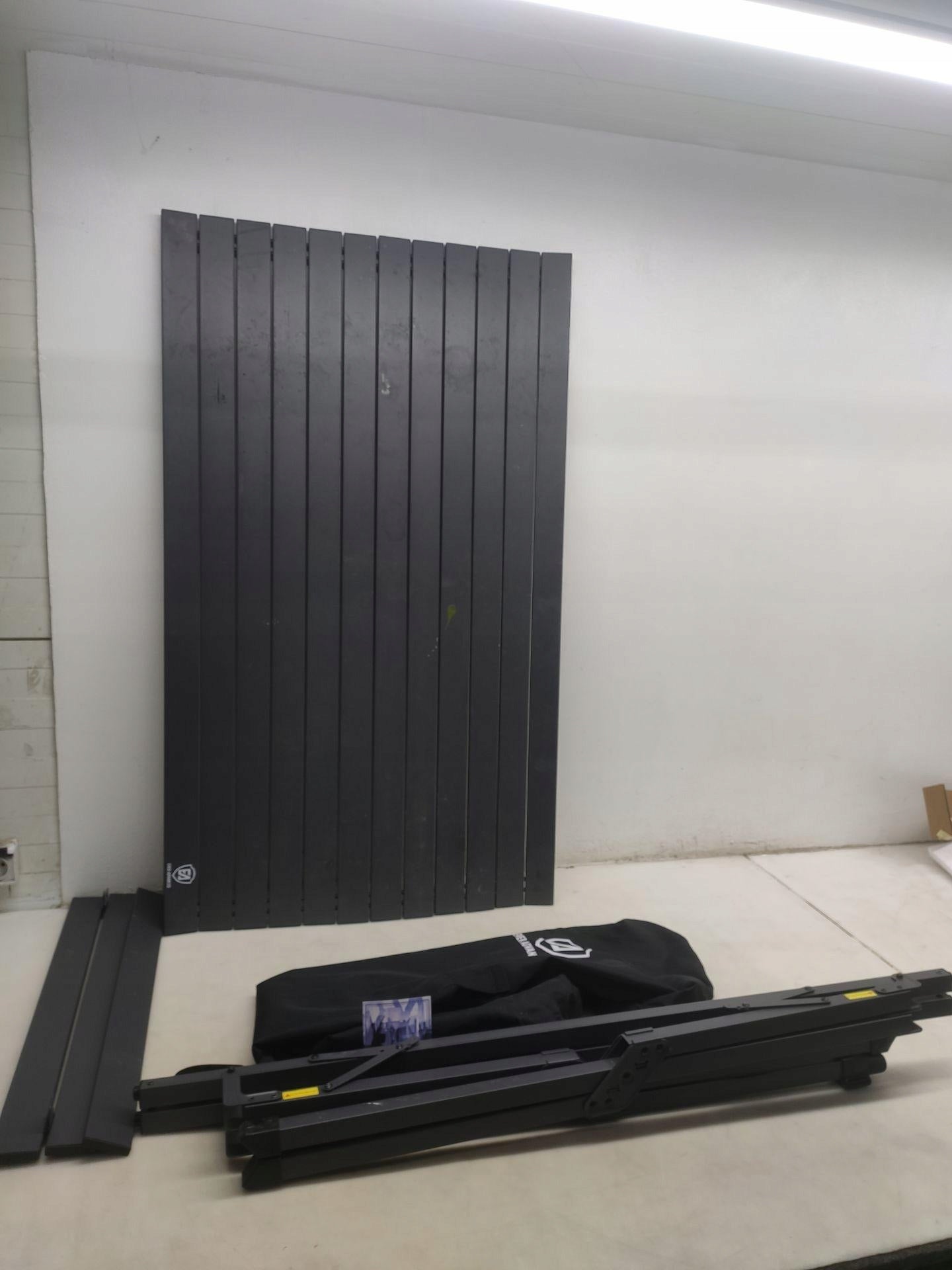 EVER ADVANCED Sulankstomas kempingo stalas aliumininis 120 x 70 cm, keliamoji galia 100 kg