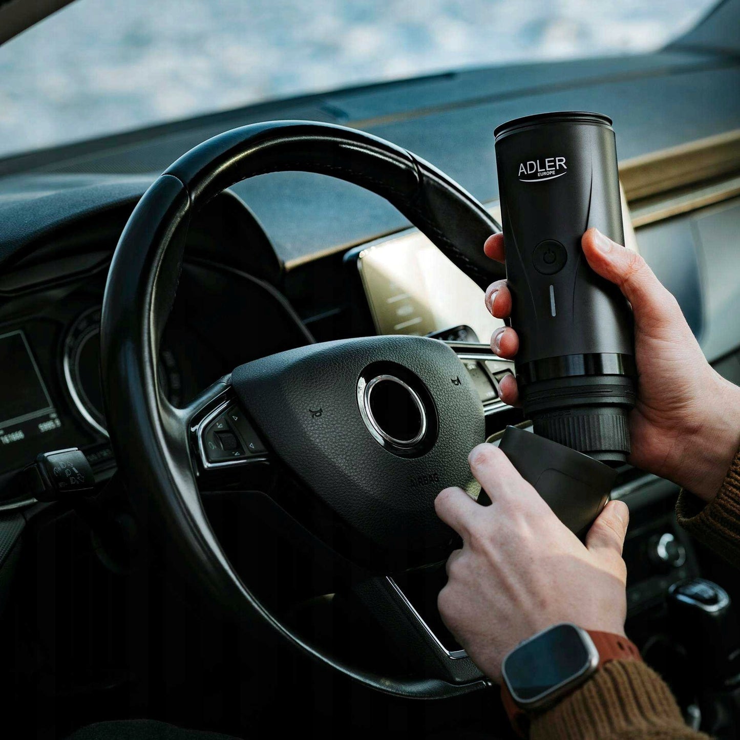 Nešiojamas slėginis kavos aparatas, 20 bar, maltoms kavoms ir kapsulėms