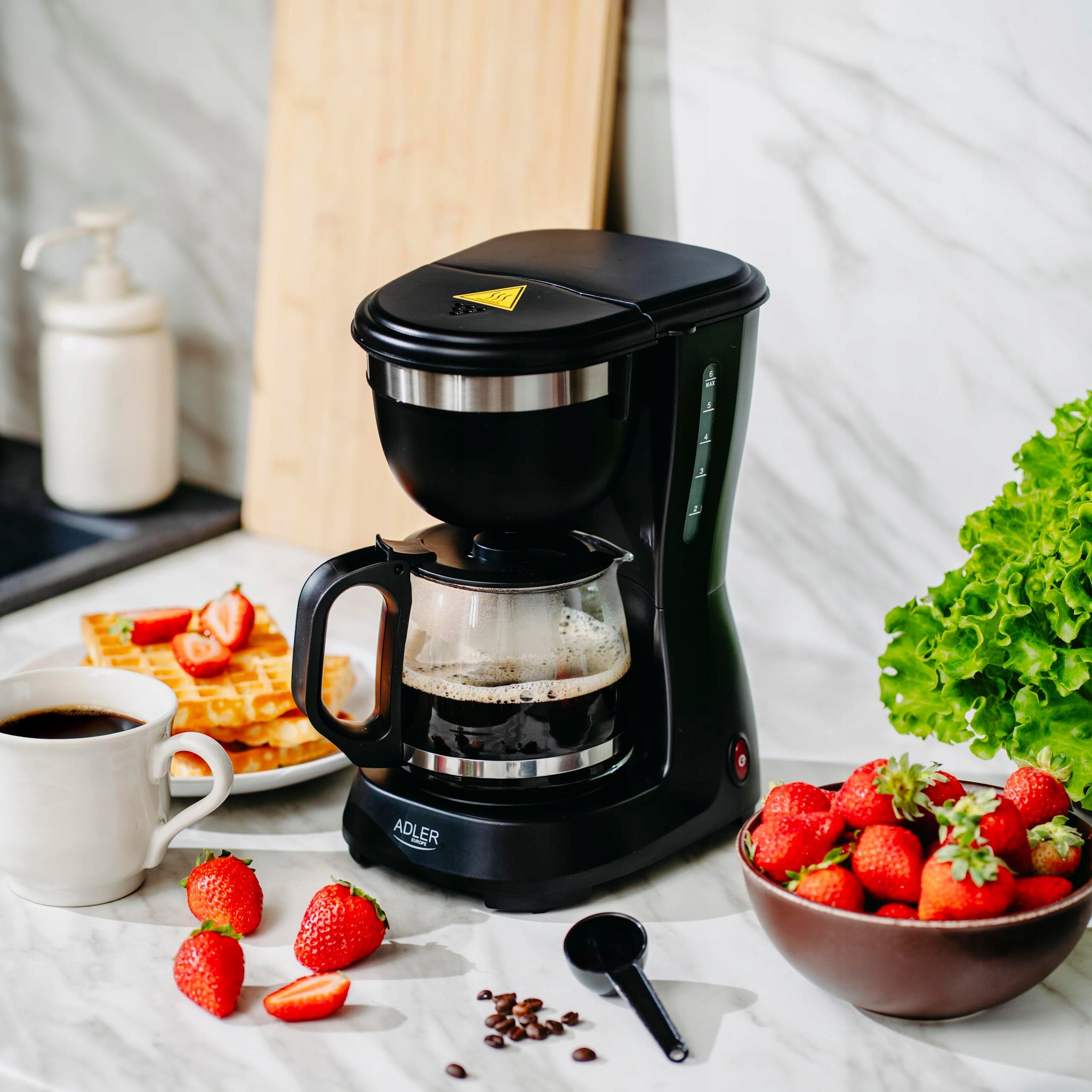 Filtro kavos aparatas 0,6 L 600 W su šilumos palaikymo funkcija ANTI-DRIP