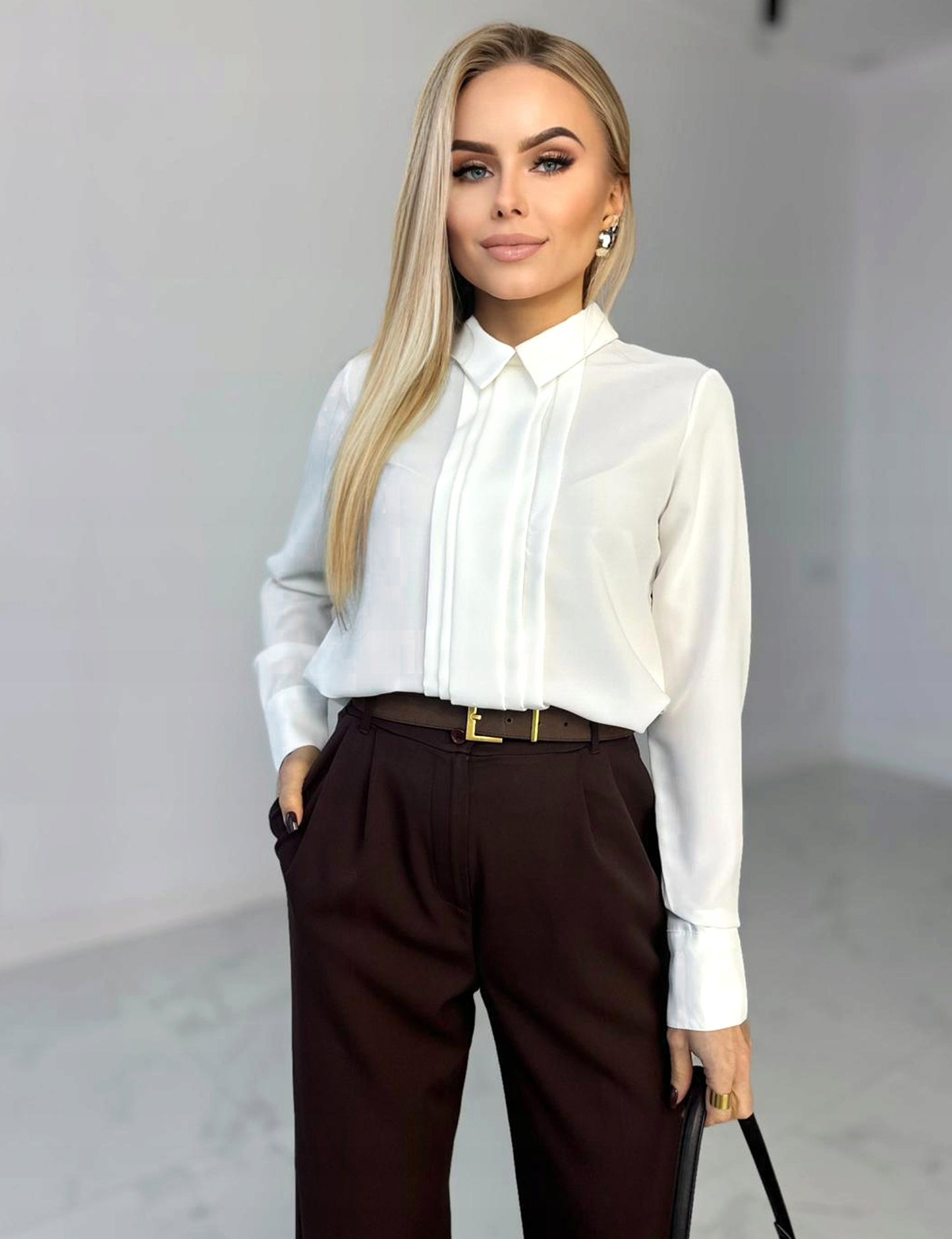 Elegantiškas kokteilinis šifono moteriškas palaidinukas su dekoratyvine plisuote šventėms XL KENDAL