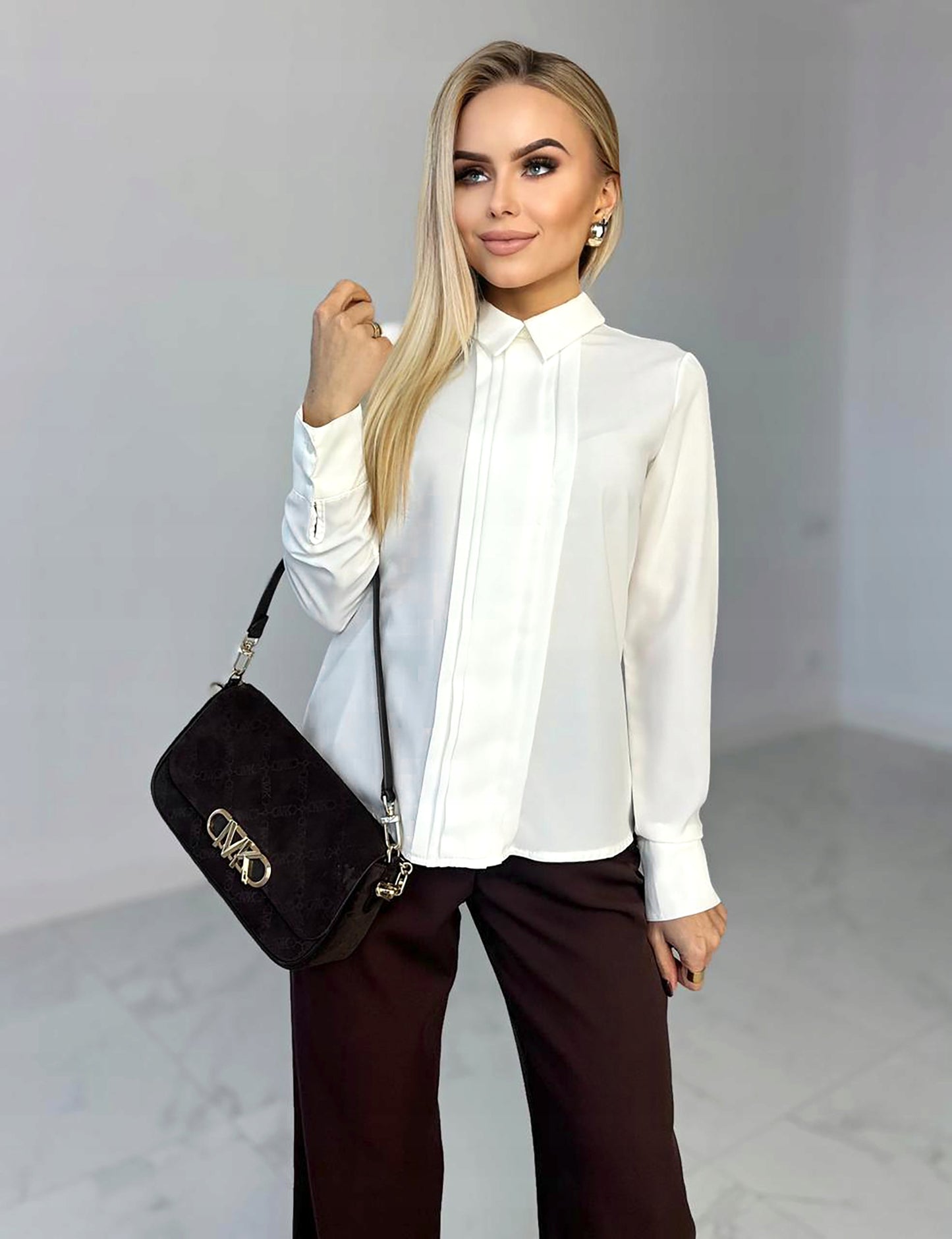 Elegantiškas kokteilinis šifono moteriškas palaidinukas su dekoratyvine plisuote šventėms XL KENDAL