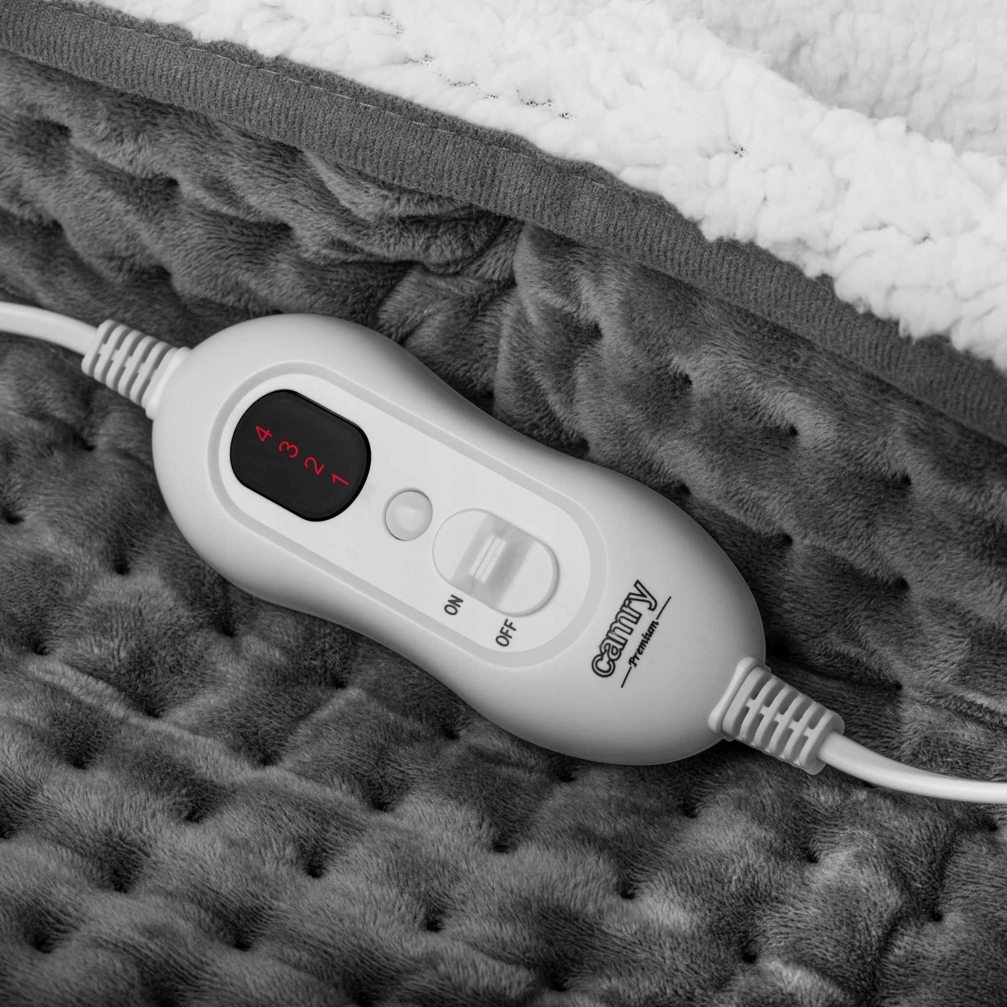 Elektrinis pėdų šildytuvas - "BUT ELEKTRYCZNY" (elektrinė avalynė) su nuotolinio valdymo pulteliu LCS, minkštas pliušinis šildytuvas