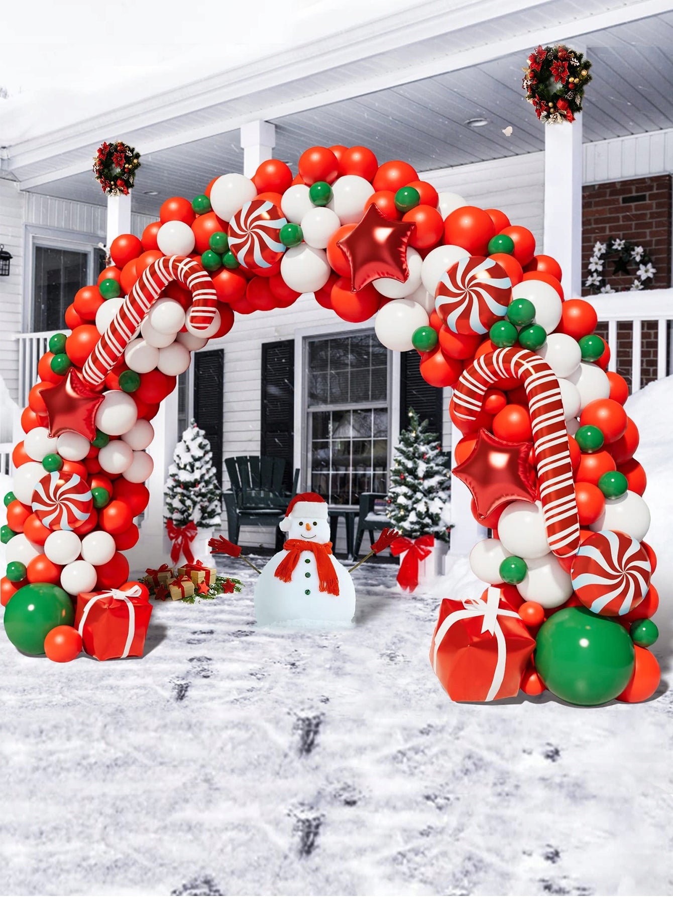 BALIONŲ GIRLIANDA KALĖDINĖS ŠVENTĖS PAPUOŠIMAS SALDAINIAI SENELIS ŠALTIS RAUDONA