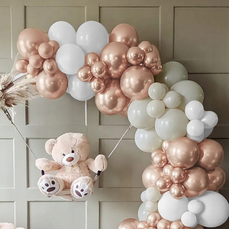 GIRLIANDA IŠ BALIONŲ ROŽINĖ BALTA GIMTADIENIO DEKORACIJA KRIKŠTYNOS VESTUVĖS VAIKŲ GIMTADIENIS