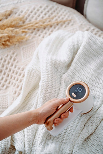 Akumuliatorinis audinių skustuvas drabužiams, LCD, greičio reguliavimas Adler AD 9617