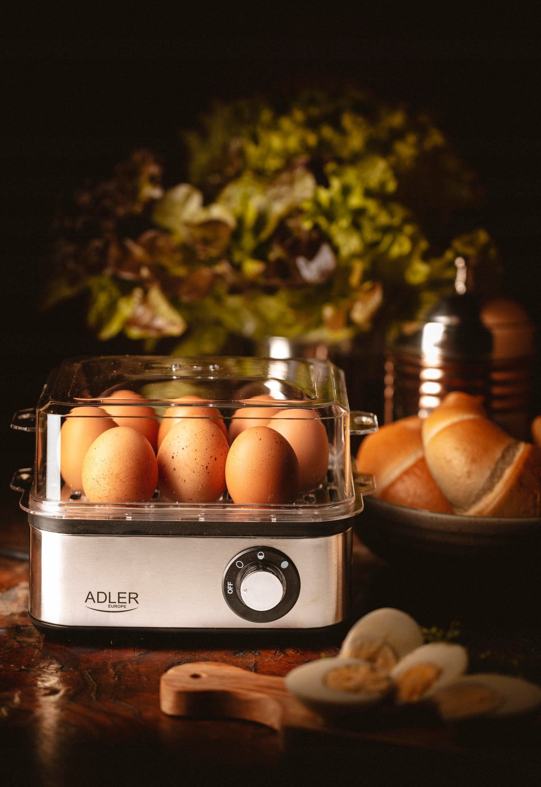 Kiaušinių viryklė 8 kiaušiniams, 3 kietumo lygiai: minkšti, vidutiniškai kieti, kieti