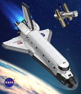 Statybiniai blokeliai CaDA NASA modelis KOSMINĖ ŠAUDYKLĖ DISCOVERY SPACE SHUTTLE 1827 elementai.