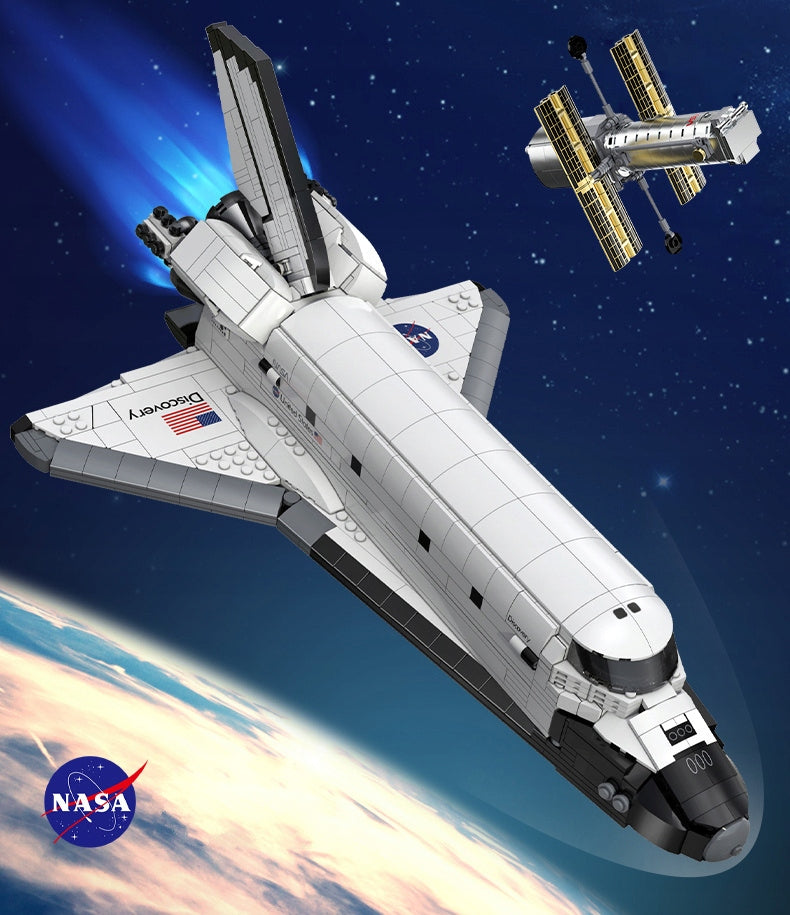 Statybiniai blokeliai CaDA NASA modelis KOSMINĖ ŠAUDYKLĖ DISCOVERY SPACE SHUTTLE 1827 elementai.