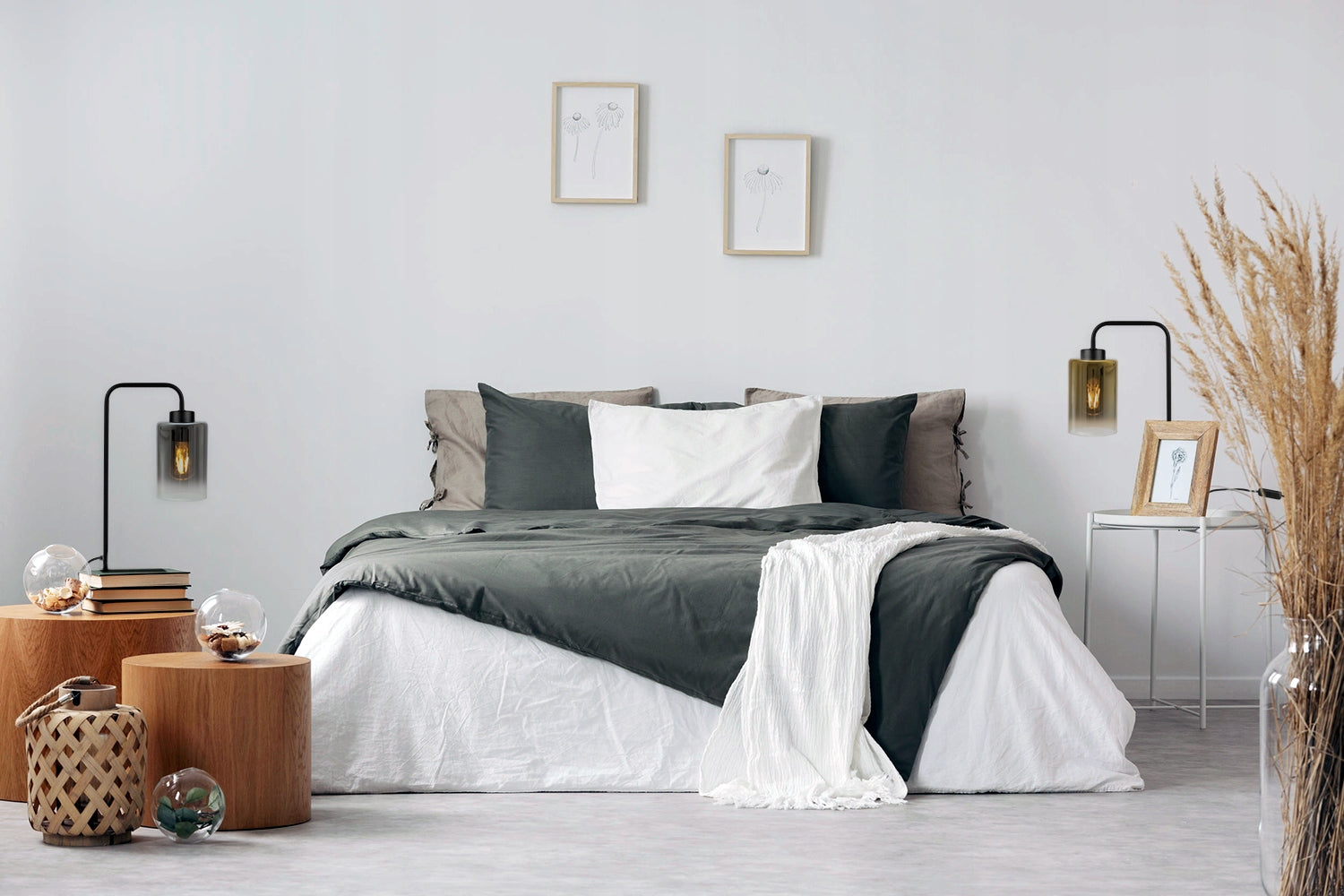 ELEGANTIŠKA STOVIMA LAMPUTĖ, STALINĖ, NAKTINĖ, STIKLINĖ