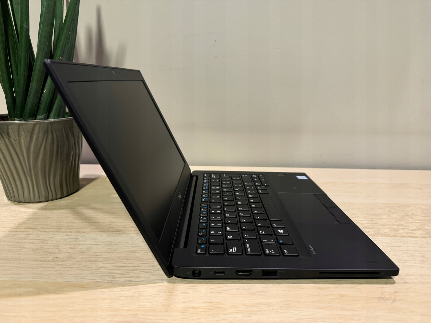 Nešiojamas kompiuteris Dell Latitude 7280 12,5" i5-7200U 8GB 128GB SSD Windows 11