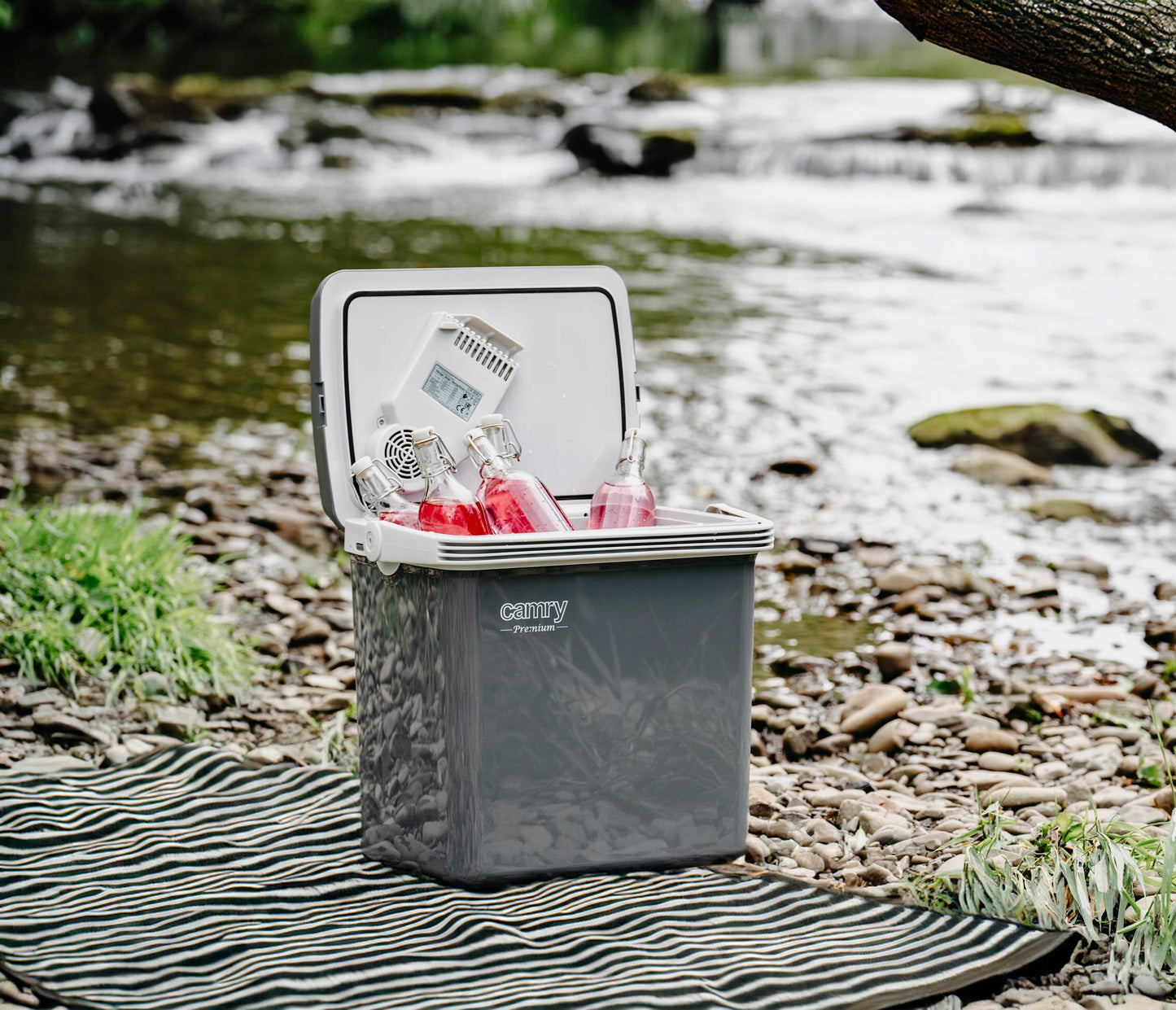 Elektrinis turistinis 25L šaldytuvas su vėsinimu ir šildymu 12V 230V