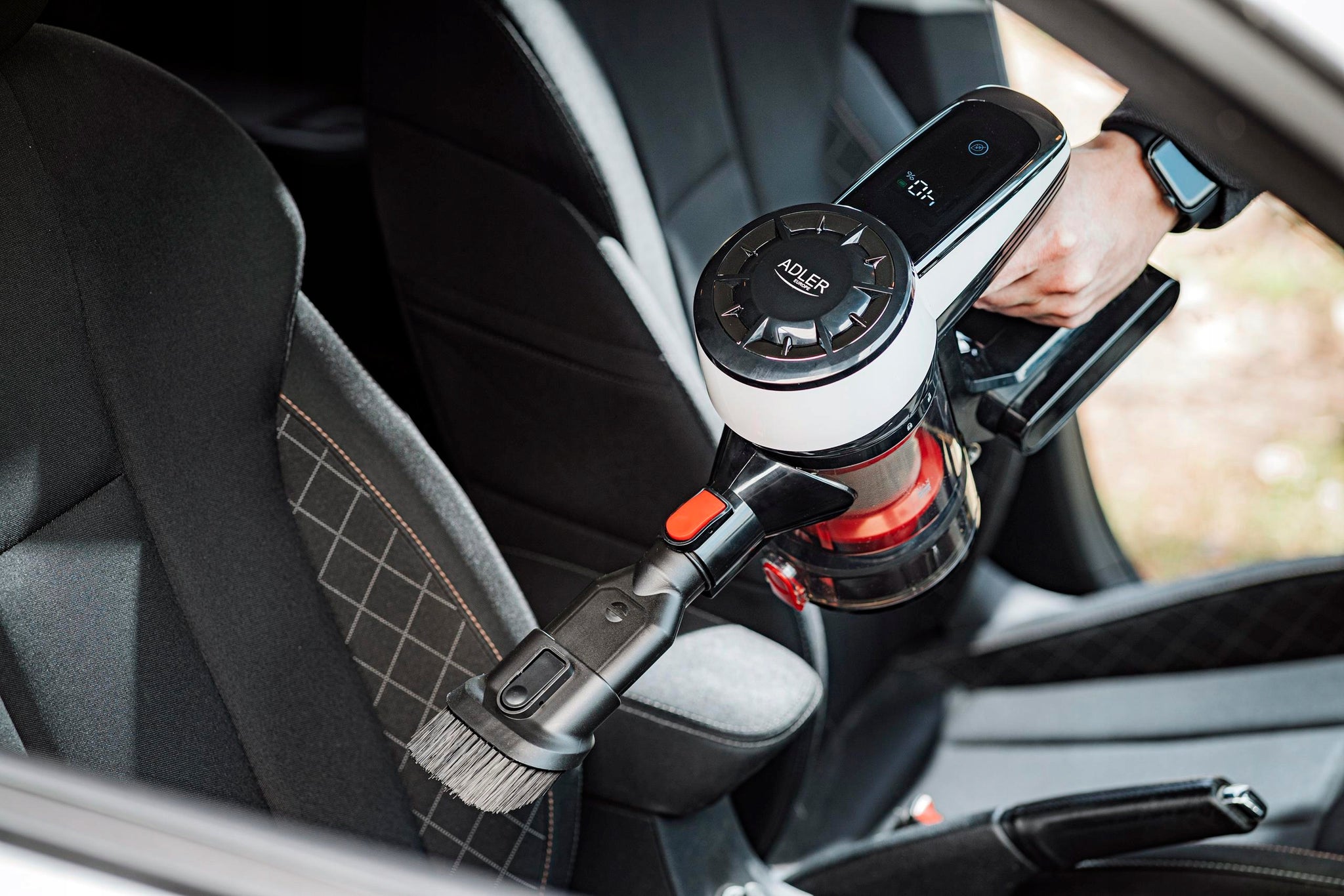 Belaidis vertikalus rankinis dulkių siurblys 3in1, be maišelio, su elektriniu šepečiu, 350W