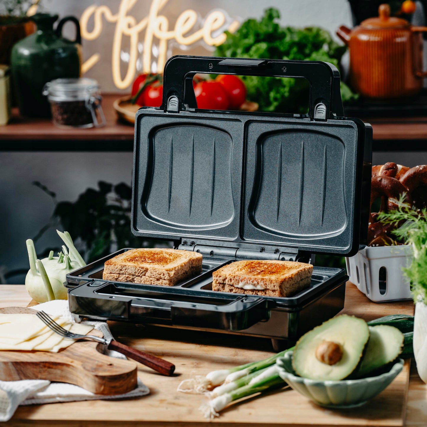 Sumuštinių keptuvas 2-in-1 PANINI Elektrinis grilis Tosteris 1400W NON-STICK