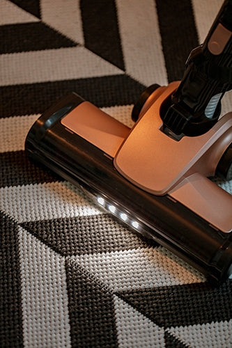 Belaidis vertikalus rankinis dulkių siurblys 2 viename, be maišelio, su elektriniu šepečiu ir HEPA filtru