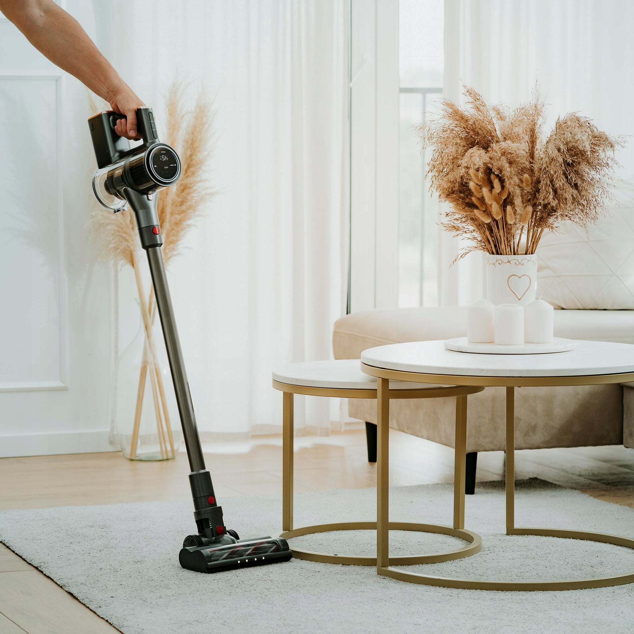 Belaidis vertikalus dulkių siurblys 400W 29,6V, be maišelio, su elektriniu šepečiu, lengvas