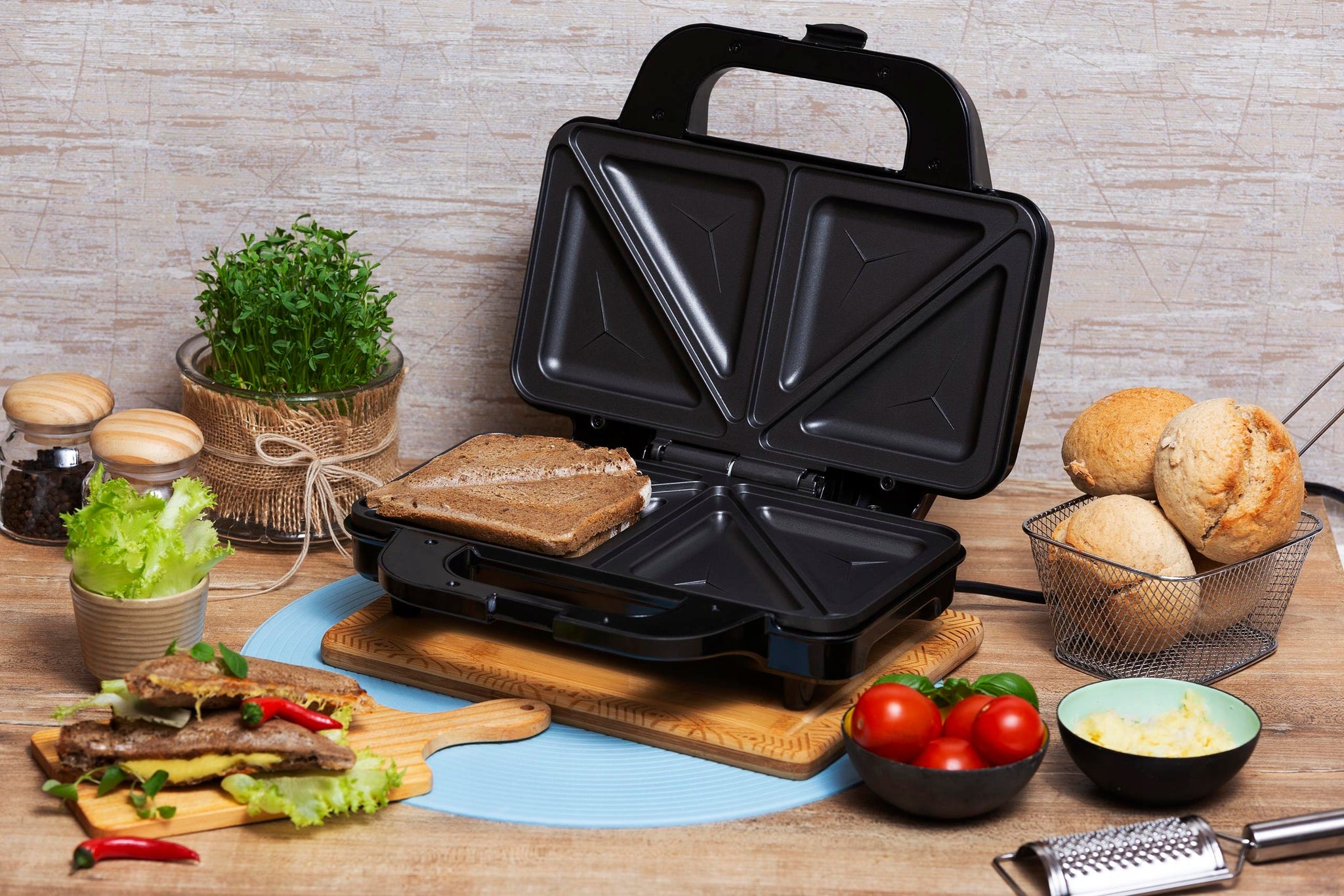 XXL sumuštinių keptuvas, skrudintuvas, trikampiai, 1300W