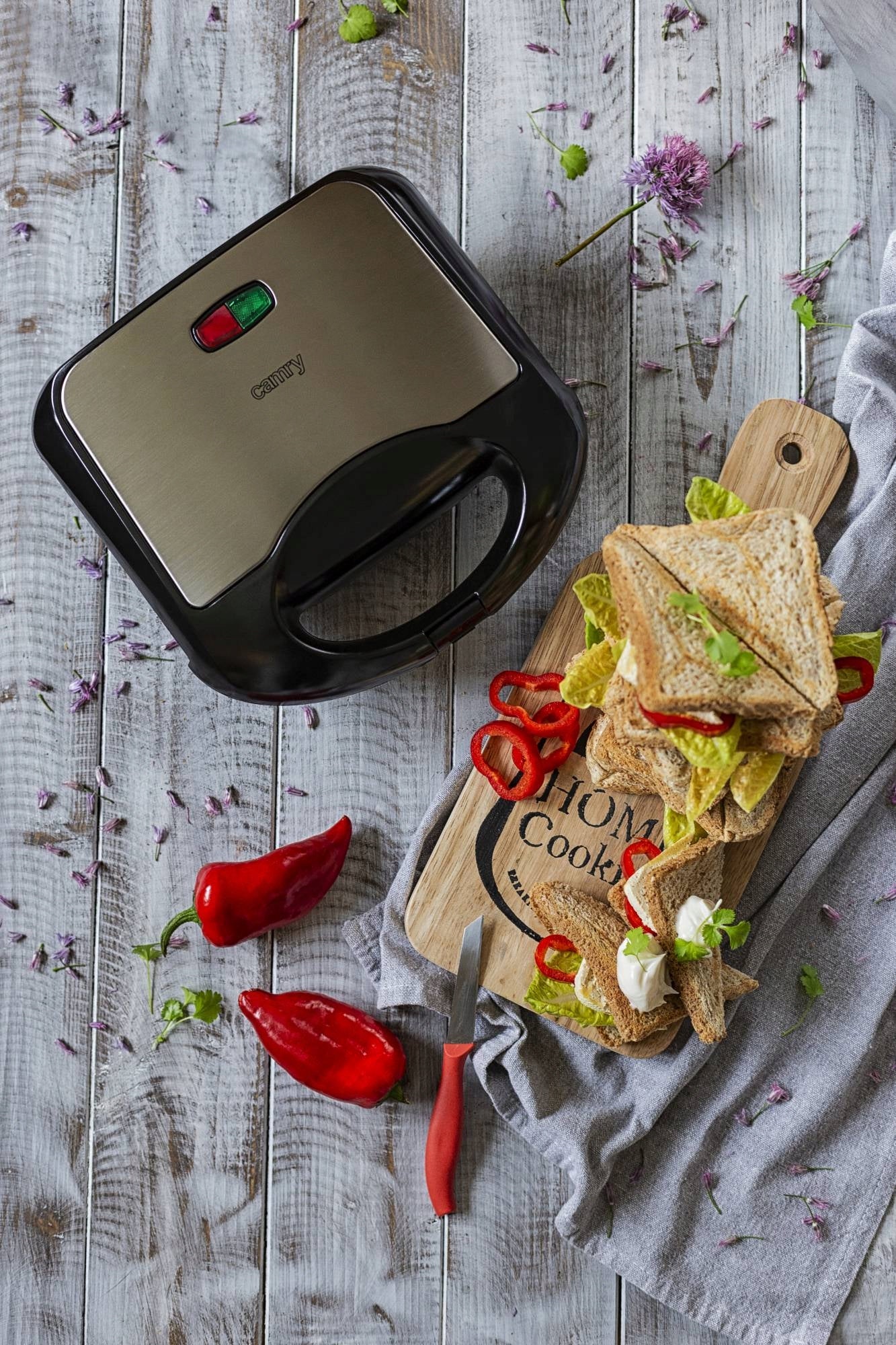 Sumuštinių keptuvė, skrudintuvas, trikampiai, 850W, neprilipusi danga