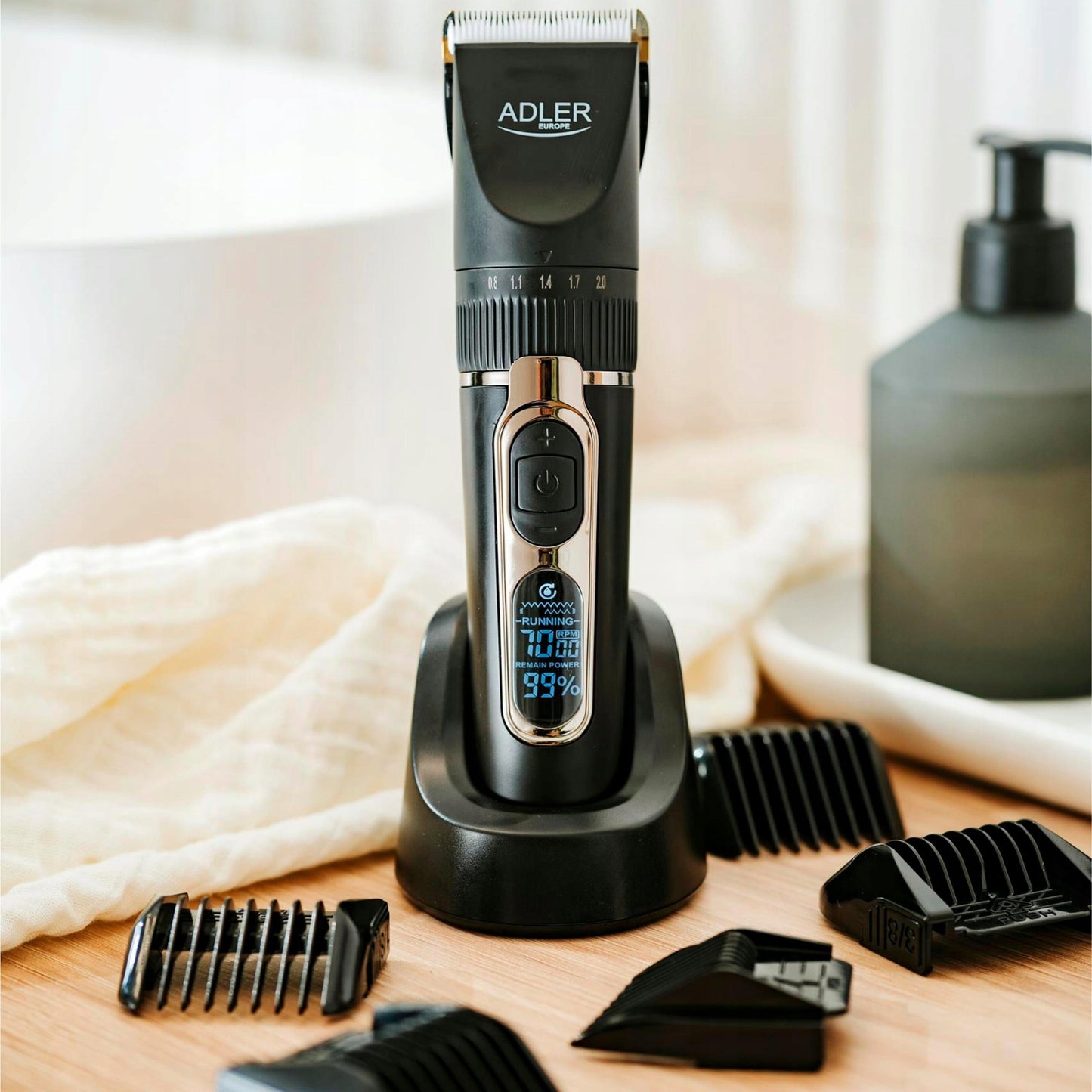 PROFESIONALI Belaidė Plaukų Kirpimo Mašinėlė su LCD ir Tonavimo Funkcija