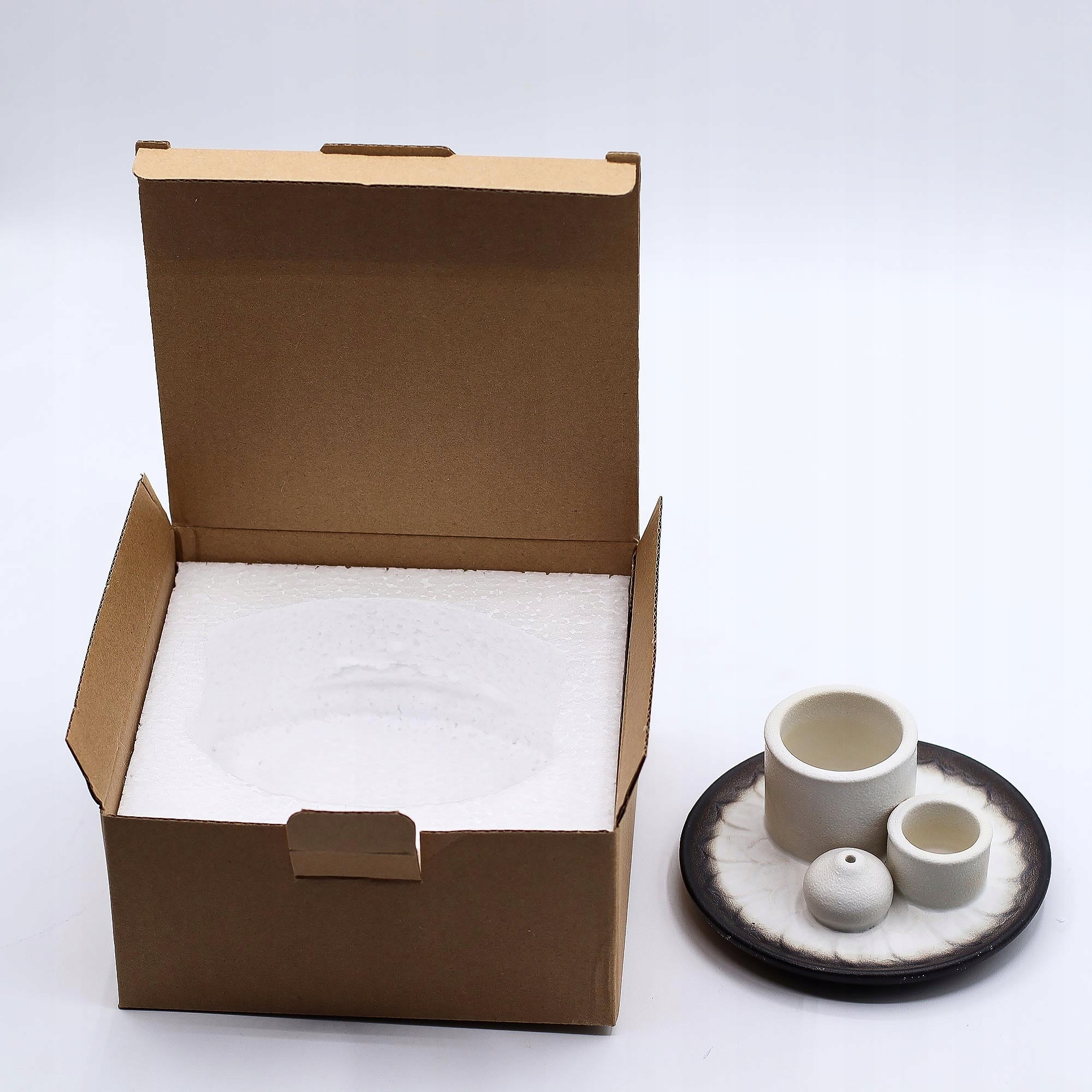 Palo Santo ir smilkalų ryšulio laikiklis – Mandala – Baltas ir juodas