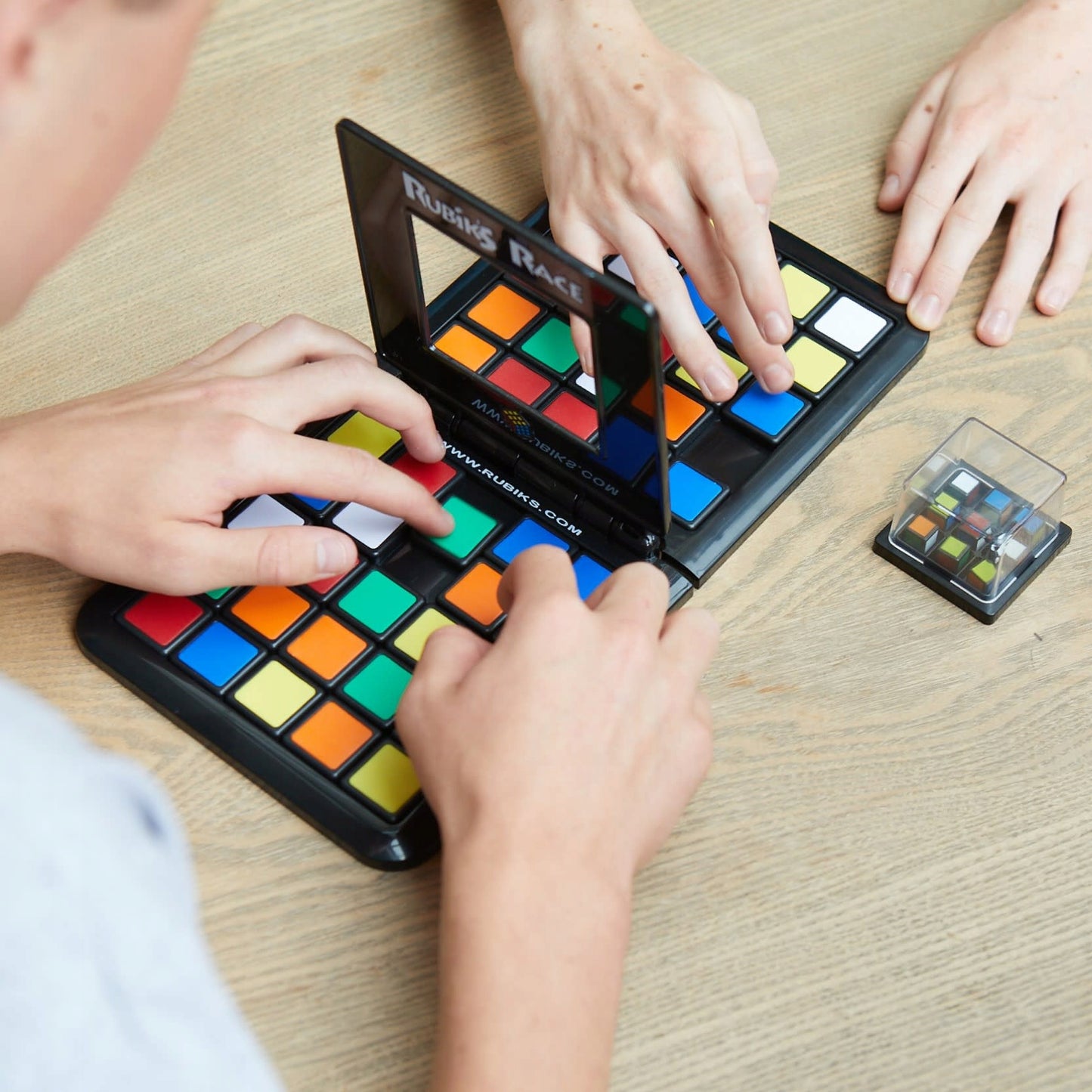 RUBIK'S RACE RUBIKO VĖŽĖ STALO ŽAIDIMAS