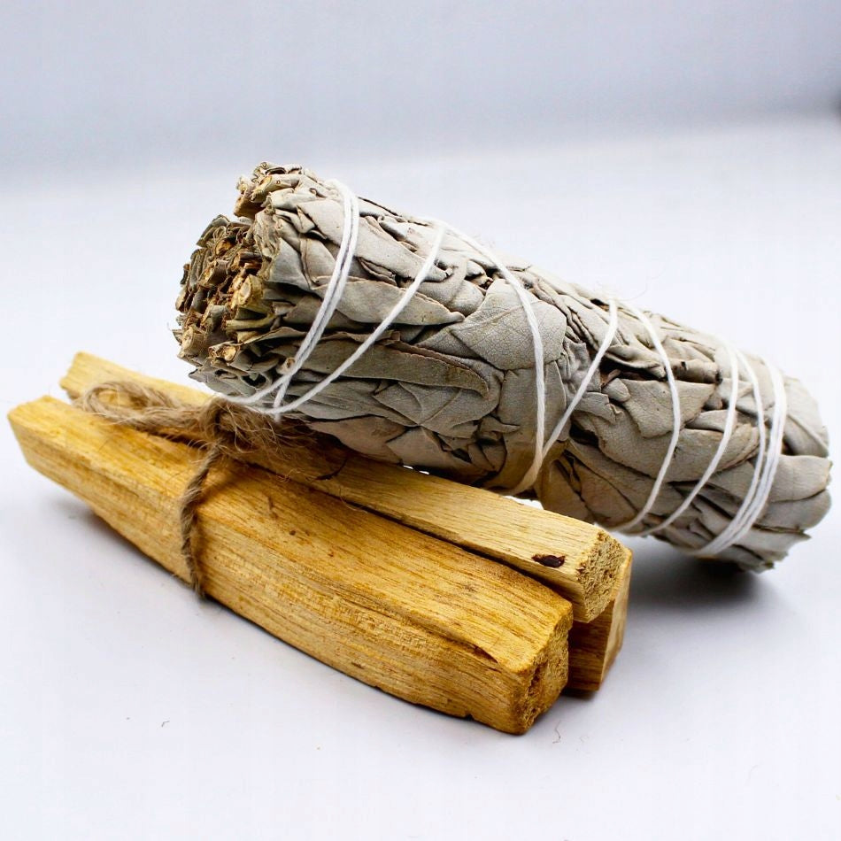 Namų ritualų rinkinys su Palo Santo ir balta šalavija, smilkalai, 7 čakrų apyrankė