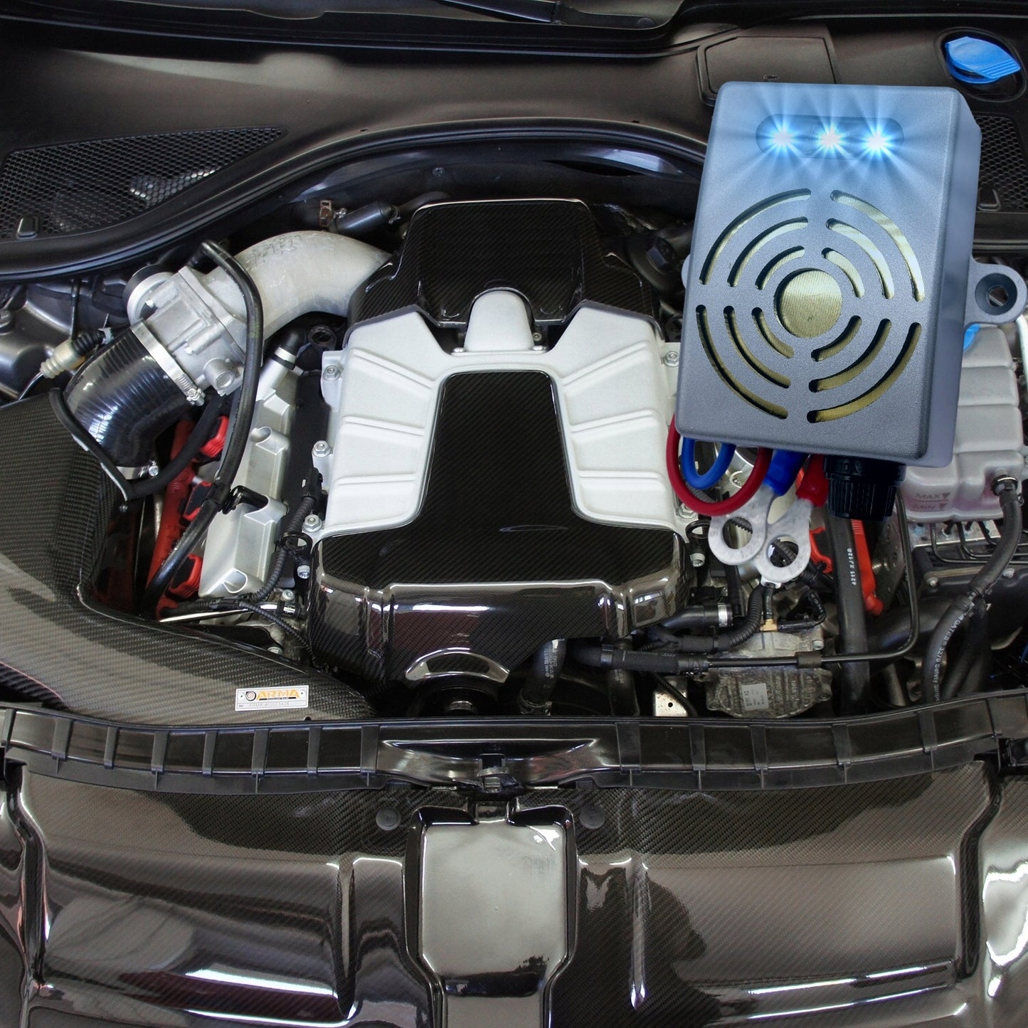 AUTOMOBILIO KIŠKIŲ, GRAUŽIKŲ, ŽIURKIŲ, PELIŲ ATBAIDAS KIŠKĖMS VIANO ICE-LED