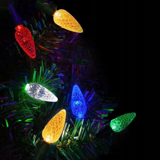 Šviečiantys kankorėžiai Kalėdinės girliandos dekoratyvinė švieselių juosta iš kankorėžių 50LED Goliat