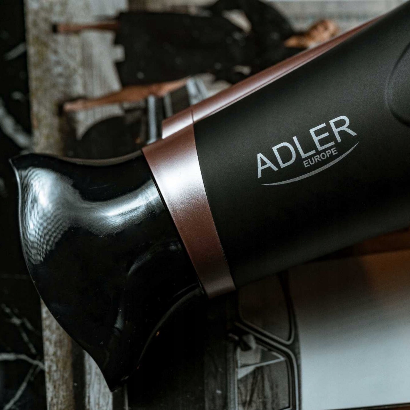 Plaukų džiovintuvas su difuzoriumi, jonizacija, šalto oro funkcija, 2400W, juodas