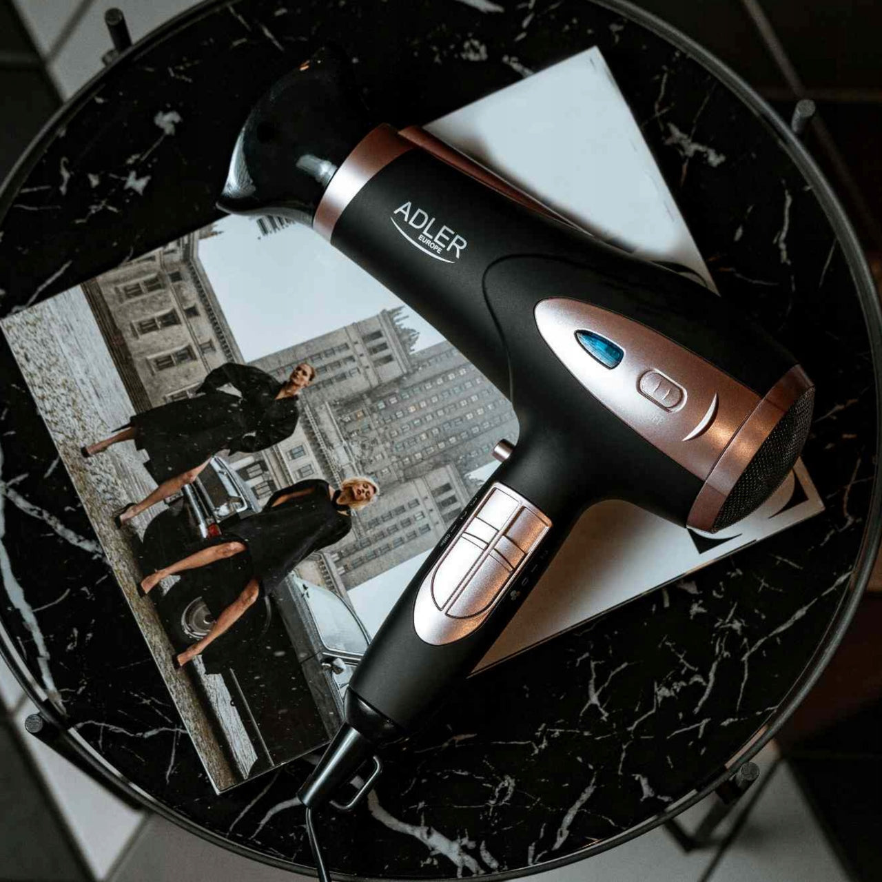 Plaukų džiovintuvas su difuzoriumi, jonizacija, šalto oro funkcija, 2400W, juodas