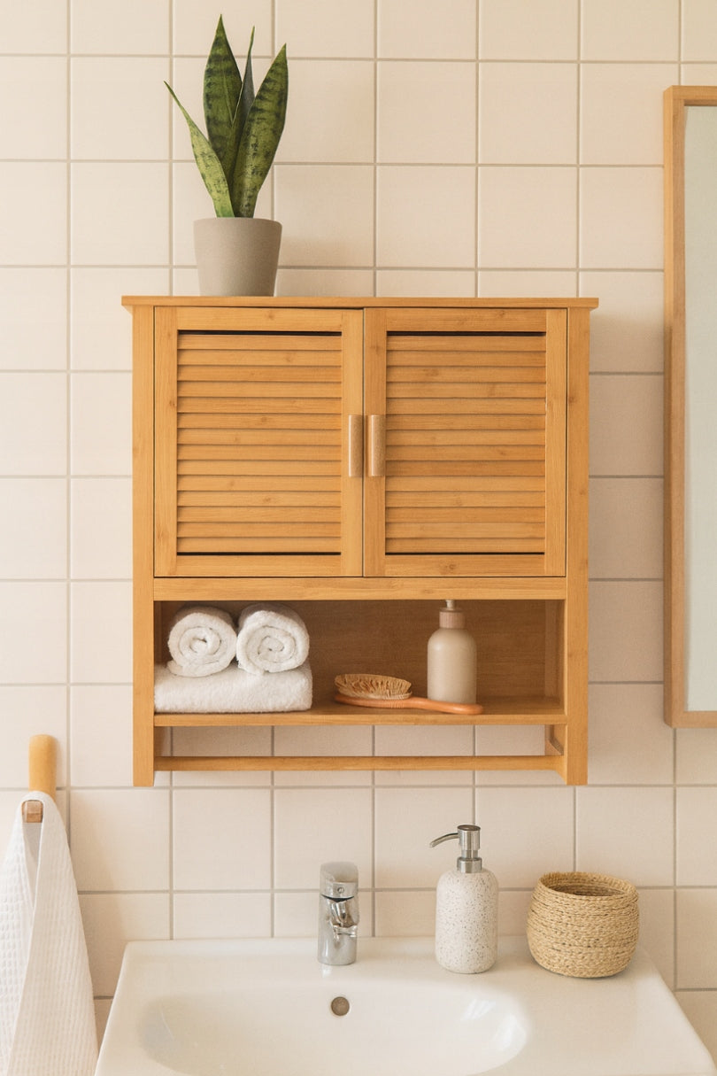 Bambukinė pakabinama vonios spintelė su pakaba virš praustuvės 66x62x20cm