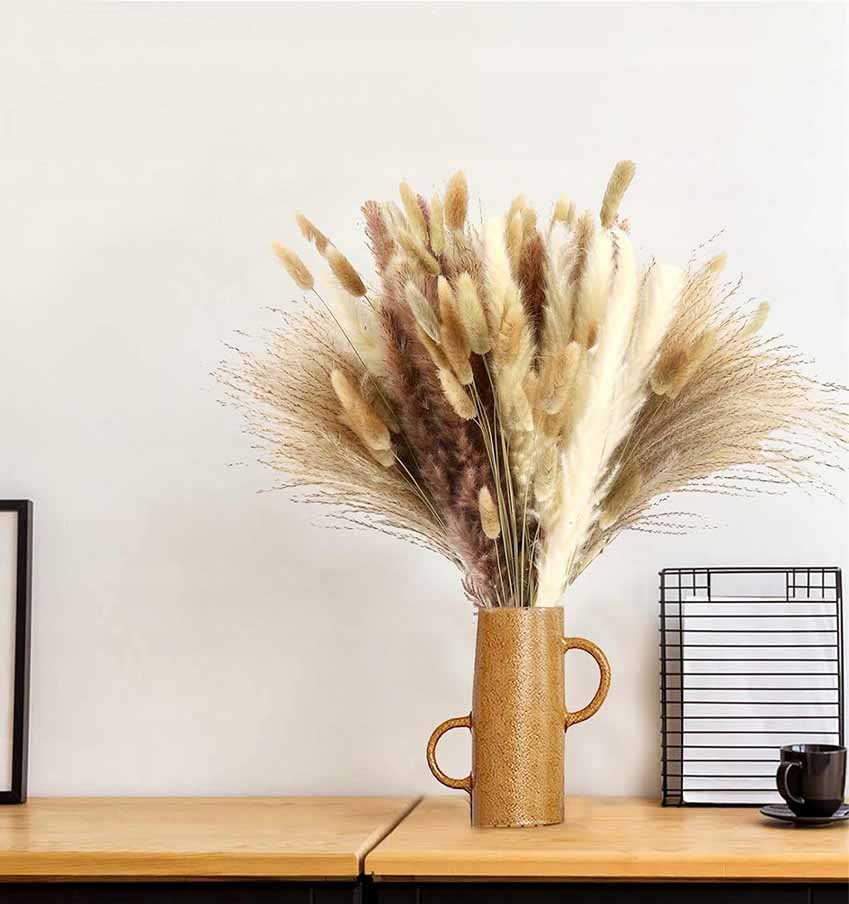 Džiovinta PAMPASŲ žolė dekoratyvinis puokštė vazoje 125 šakelės sausos žolės