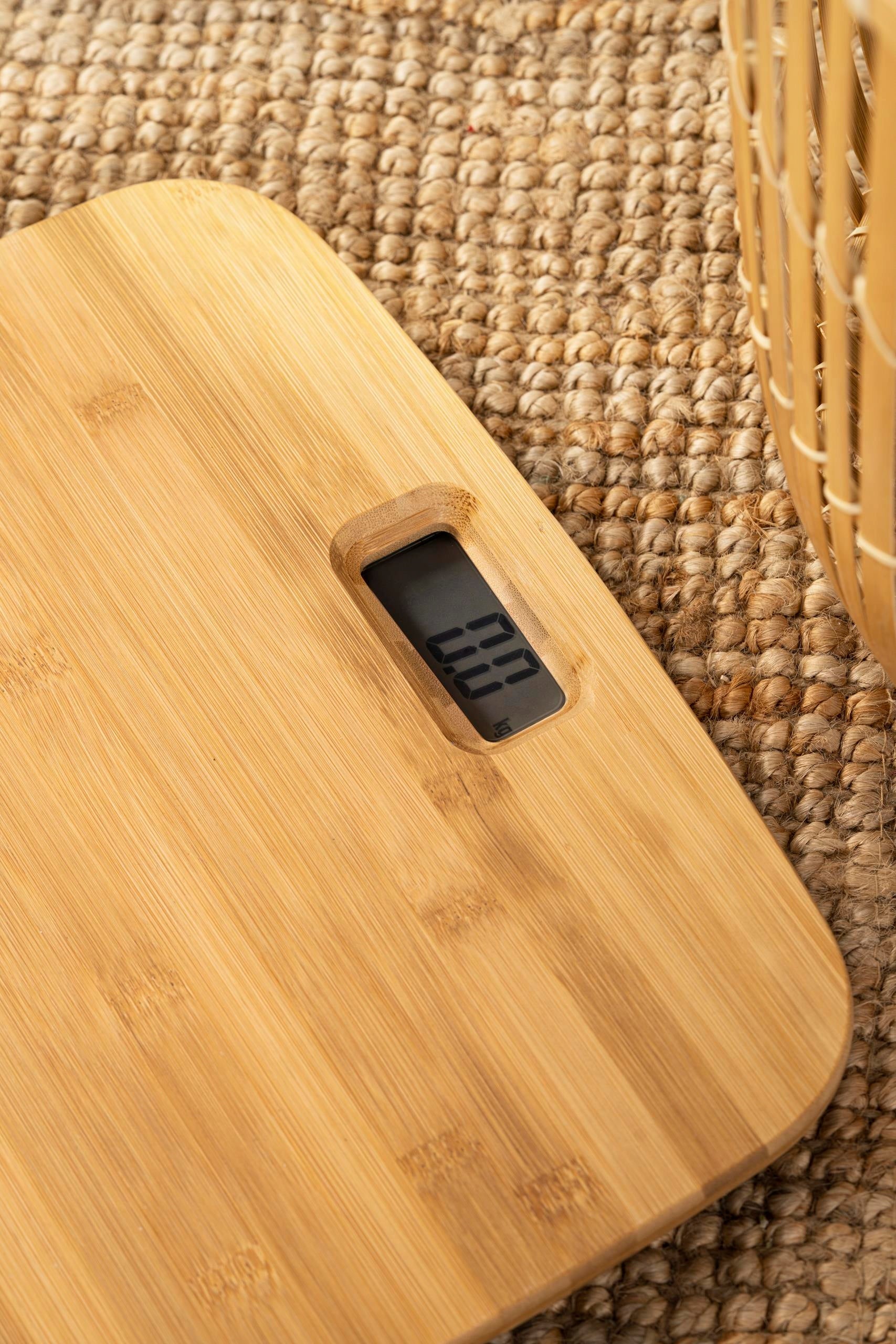 Vonios svarstyklės Bambukinės Elektroninės Stiklinės Tikslios iki 150 kg Adler