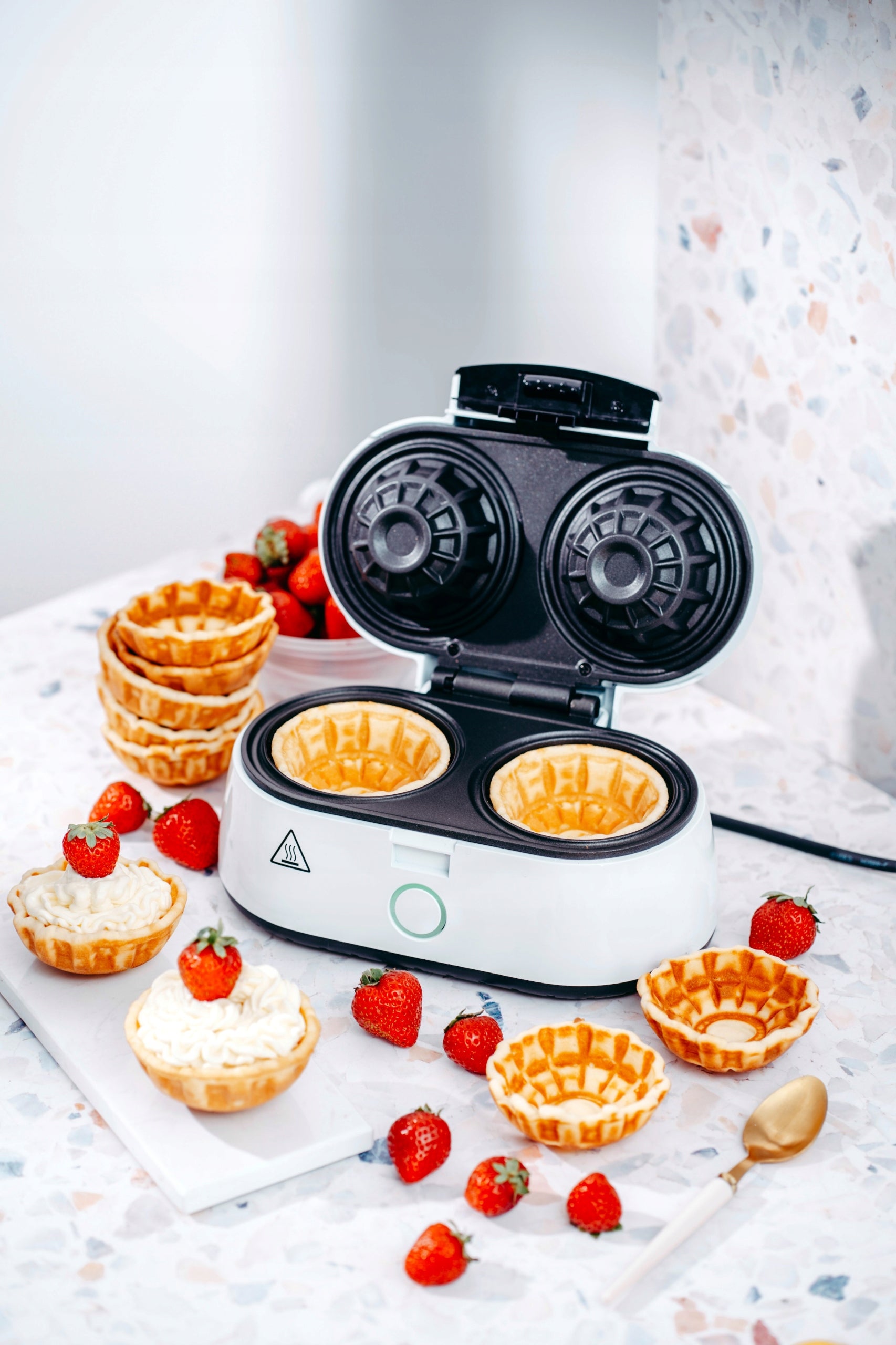 Vaflių dubenėlių kepimo aparatas 1400W – saldžios ir sūrios tartaletės, desertai